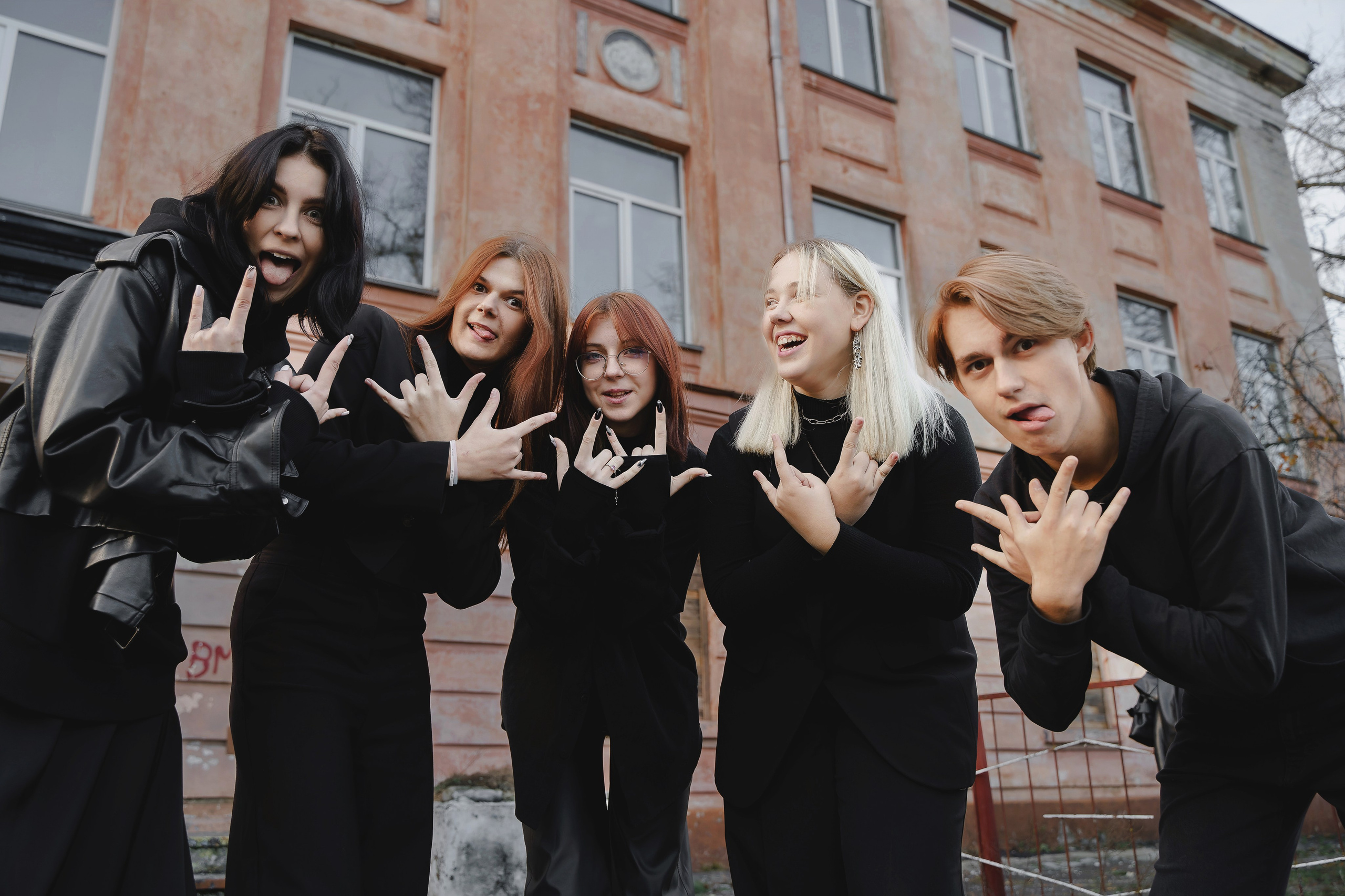 Выпускной альбом для школы. Семейный и свадебный фотограф Минск Юрий Прилепов. Выпускные альбомы!