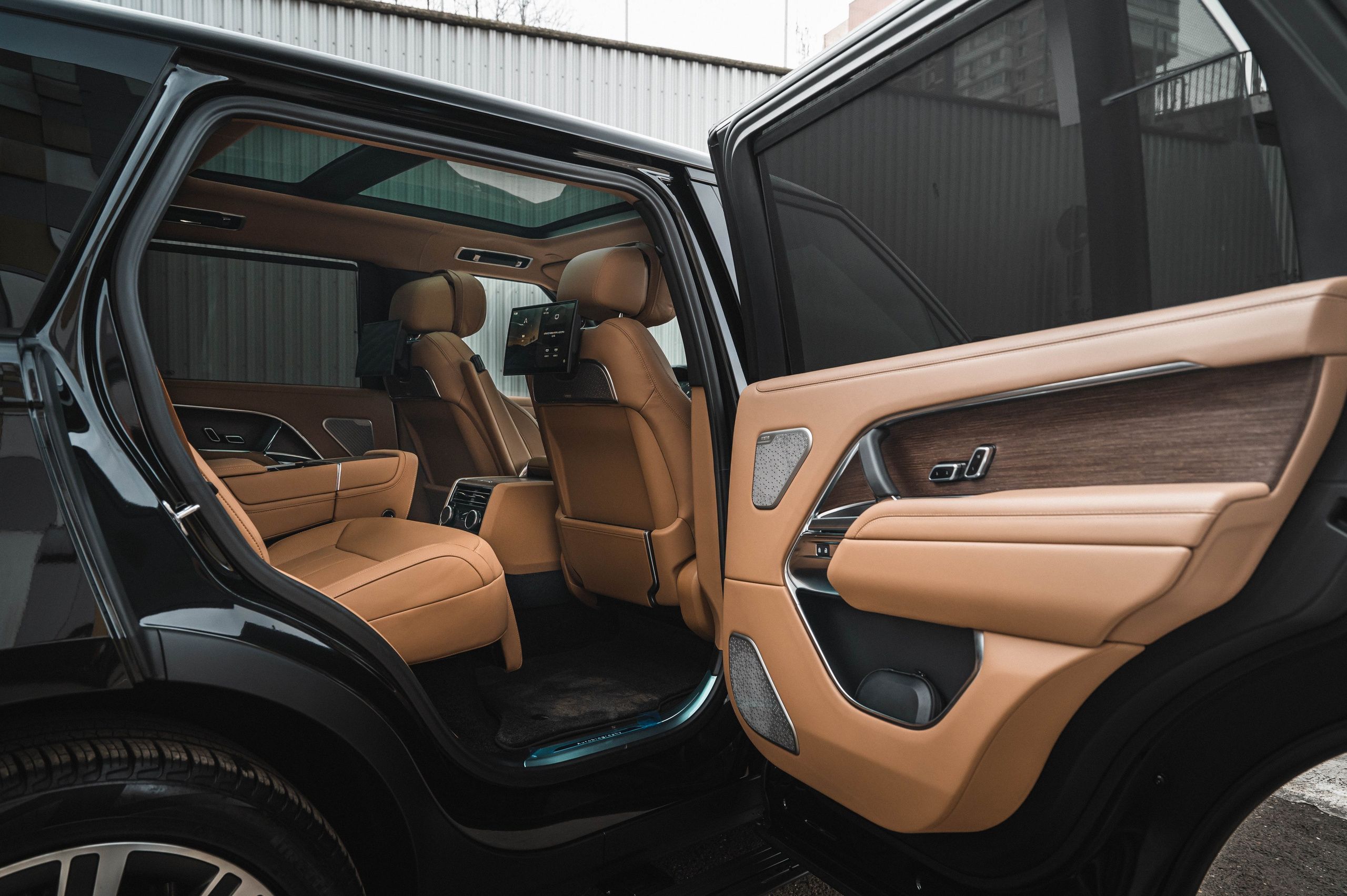 Rnge Rover Long V 2024. Автомобильный фотограф в Москве — Сидоров Дмитрий