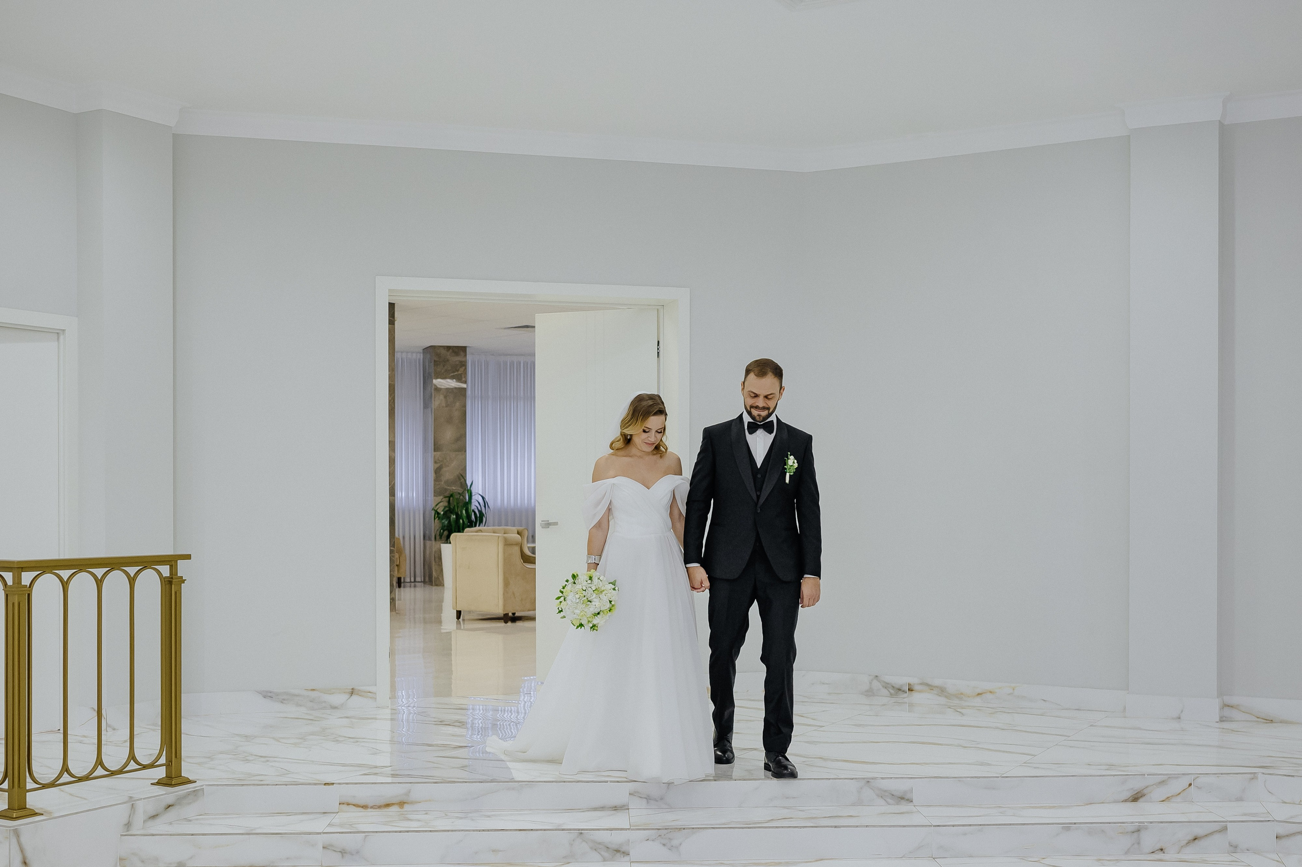 Свадебные сборы и фотосессия в отеле Милан. Свадебный фотограф Москва — Сергей и Татьяна