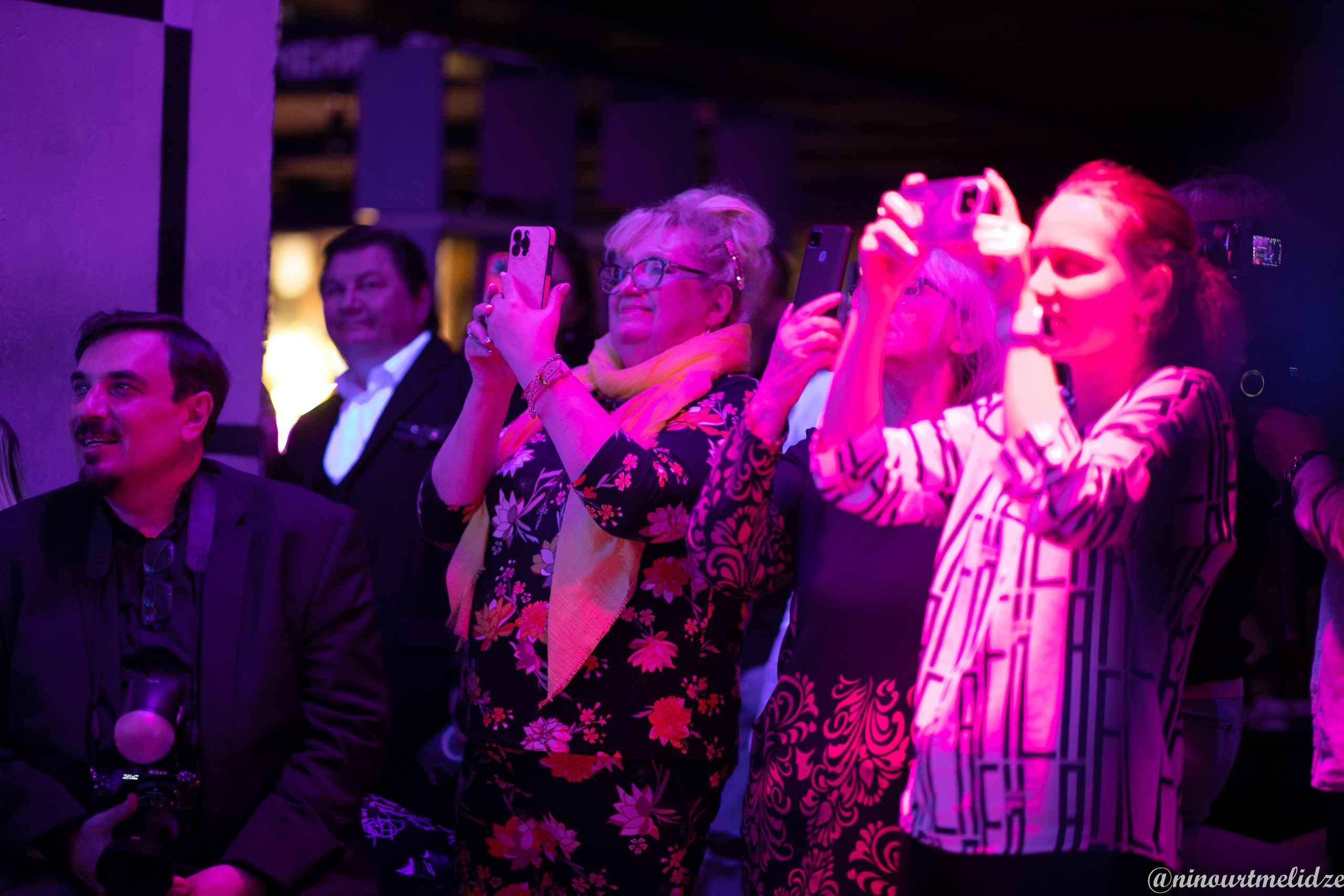 Презентация клипа Милы Романиди. Art photographer Nino