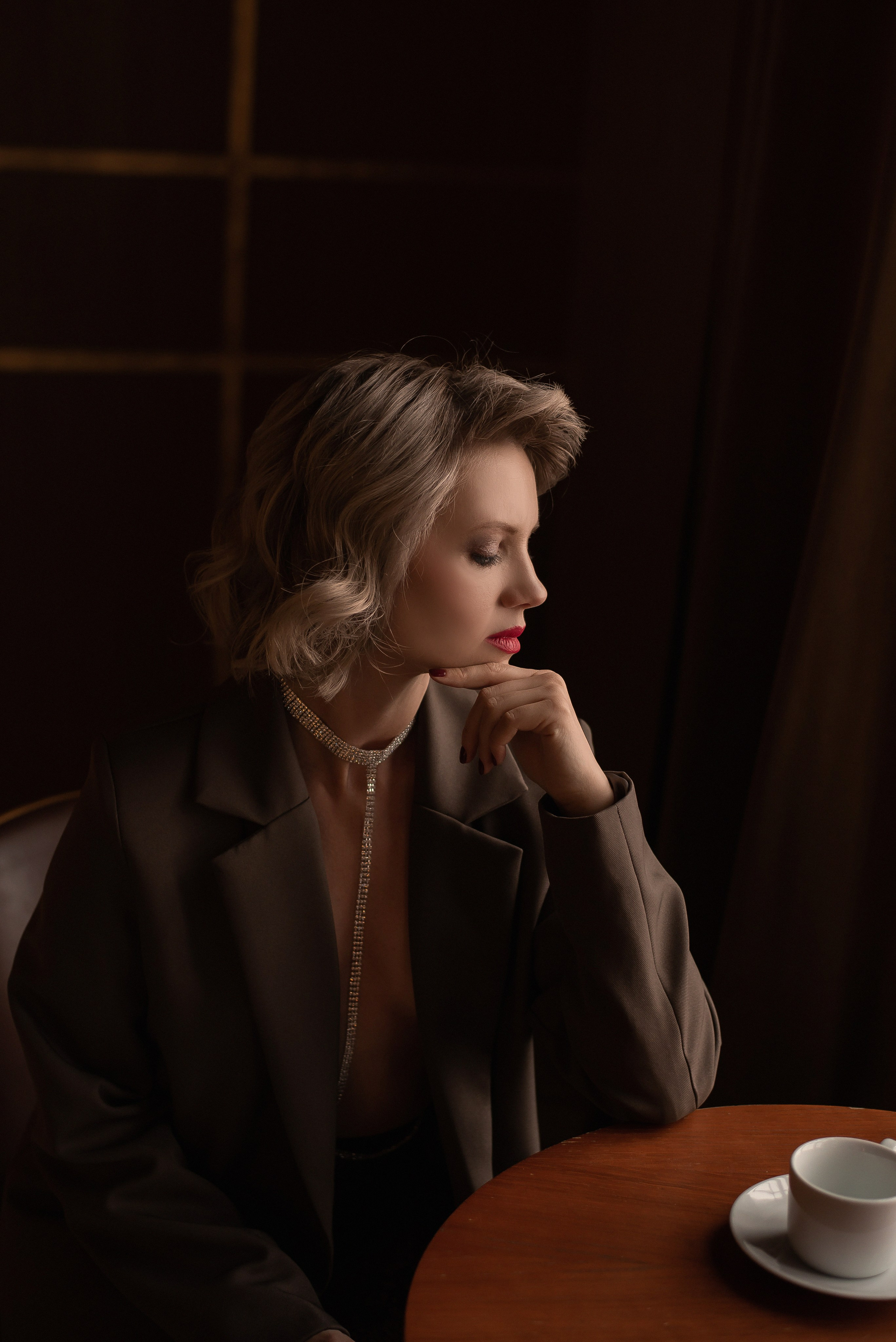 Dark. Контент фотограф в Москве Лихачева Ксения