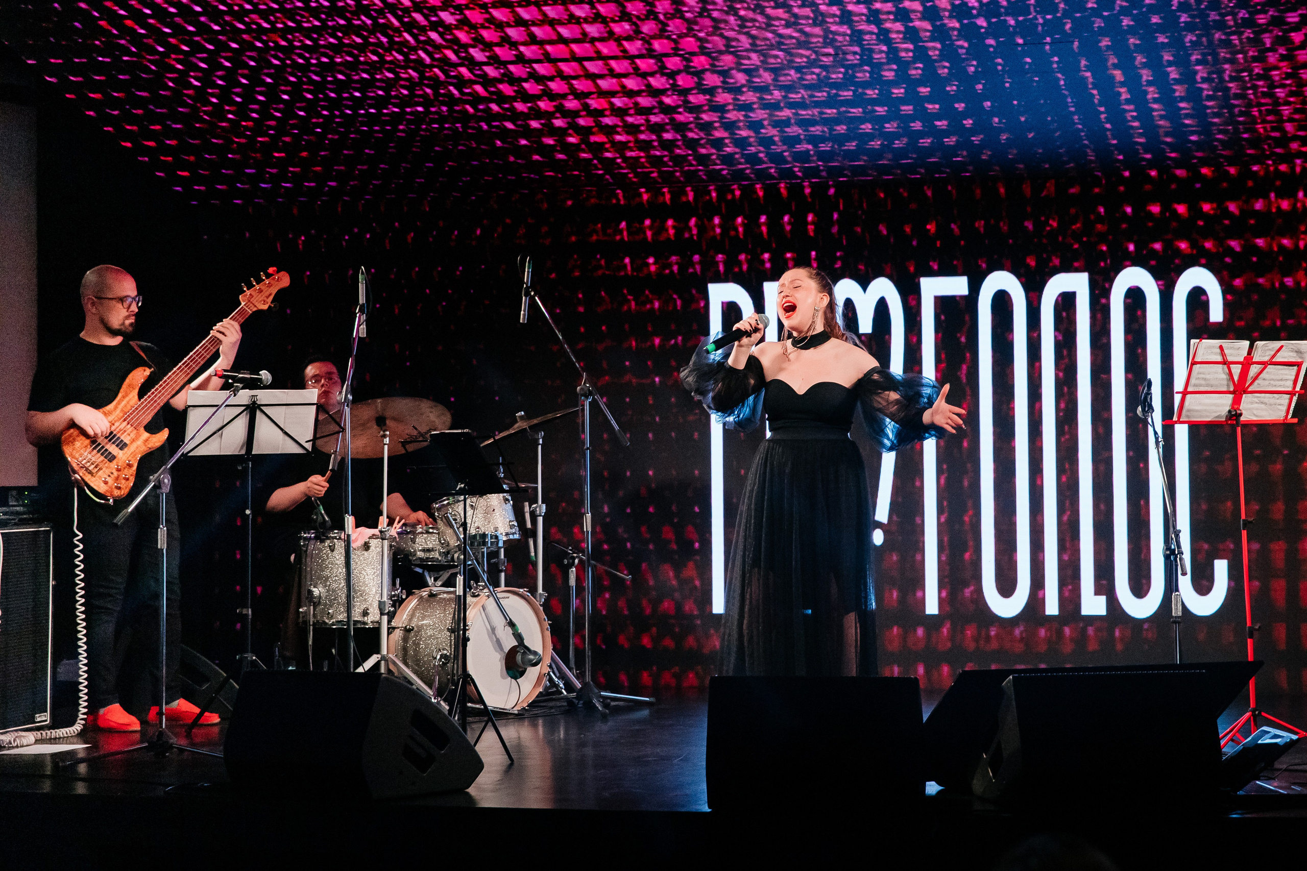 PRОГОЛОС ЕЛЬЦИН ЦЕНТР. Репортажный и портретный фотограф в Екатеринбурге Гизатуллин Марат