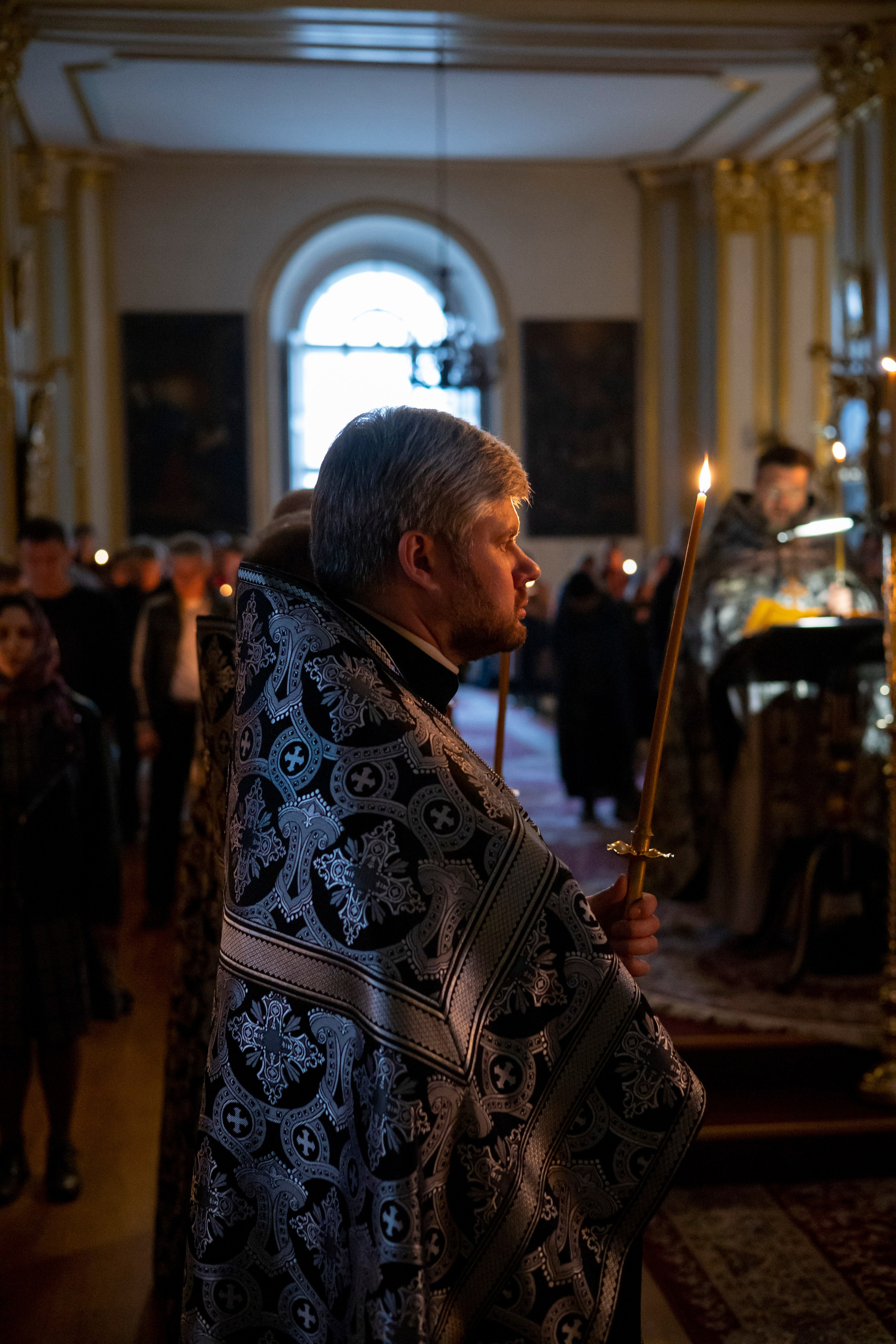 УТРЕНЯ ВЕЛИКОГО ПЯТКА. НИКОЛО-БОГОЯВЛЕНСКИЙ МОРСКОЙ СОБОР