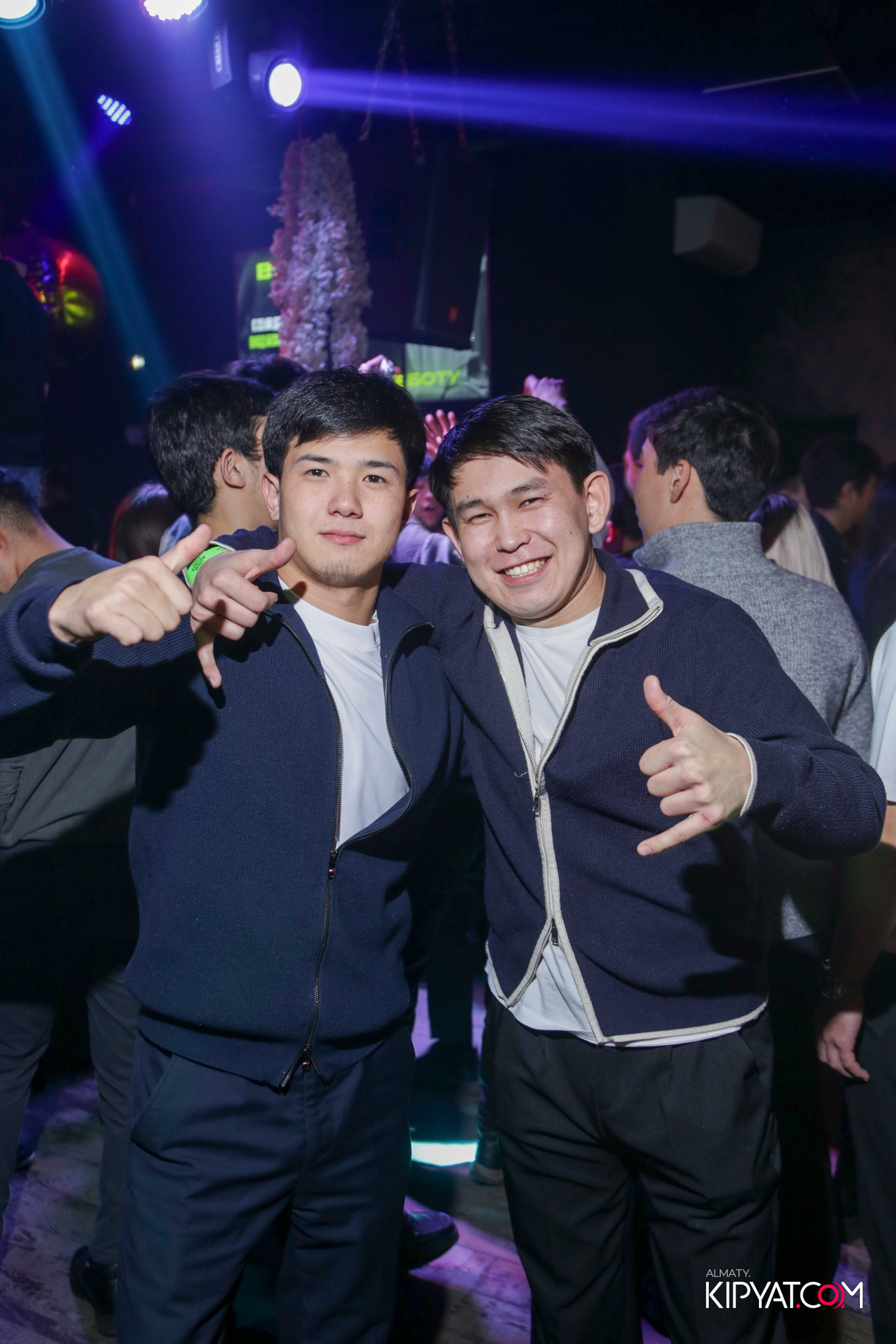 UYAT EMES BAR. КИПЯТКОМ АЛМАТЫ! Фотосъемка мероприятий в Алматы