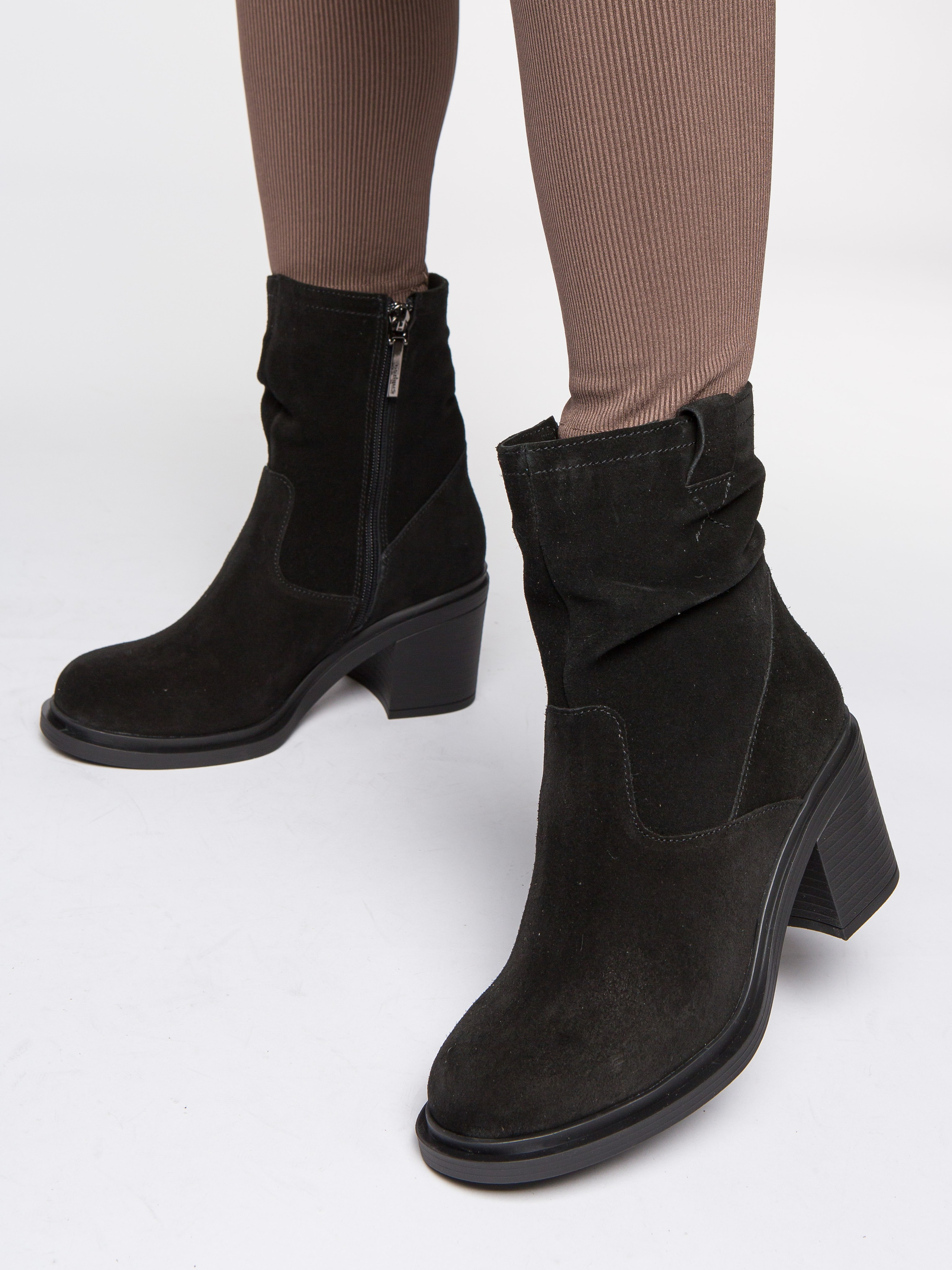 Обувь на модели. Фотограф Мария Кольцова