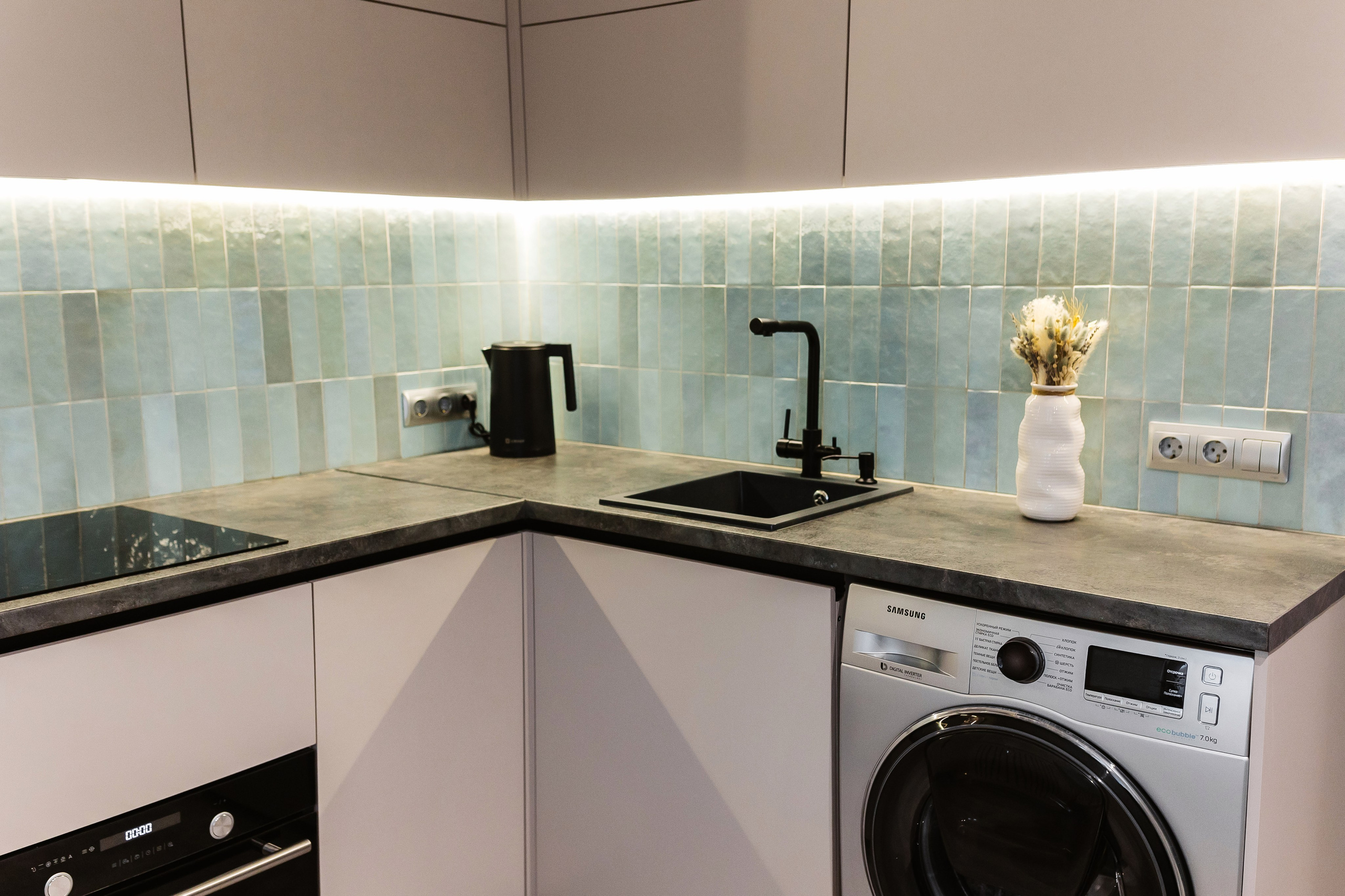 Комендантский. Дизайн интерьера квартир домов и общественных помещений, семейная студия Татьяна и Александр Бродюк в Санкт-Петербурге