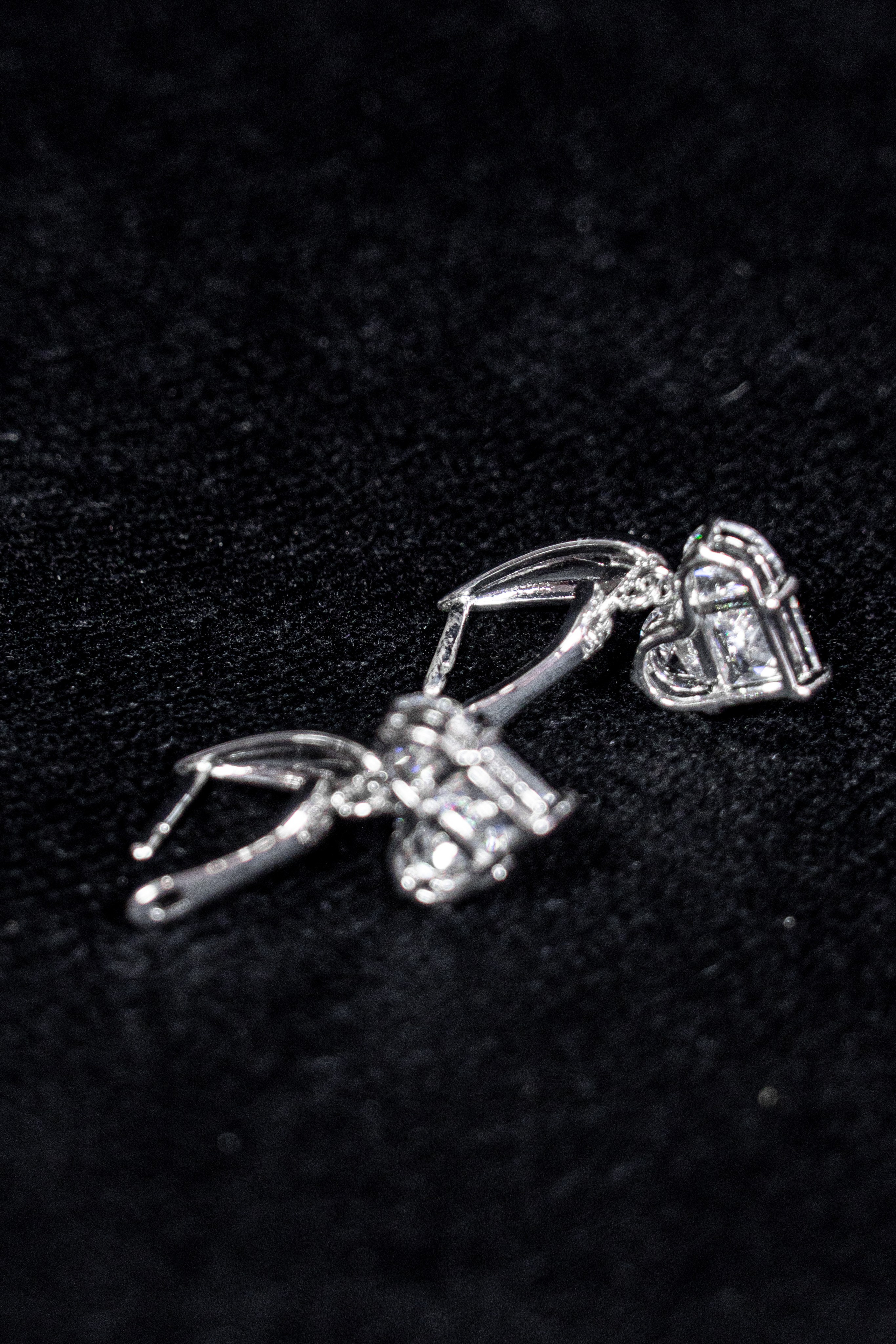 Фото бижутерии для маркетплейсов Ozon и Wildberries Предметная фотосъемка бижутерии для Wildberries и Ozon в Краснодаре. Шедевры для Вас! Фотограф и Видеограф в Краснодаре Пахиев Руслан