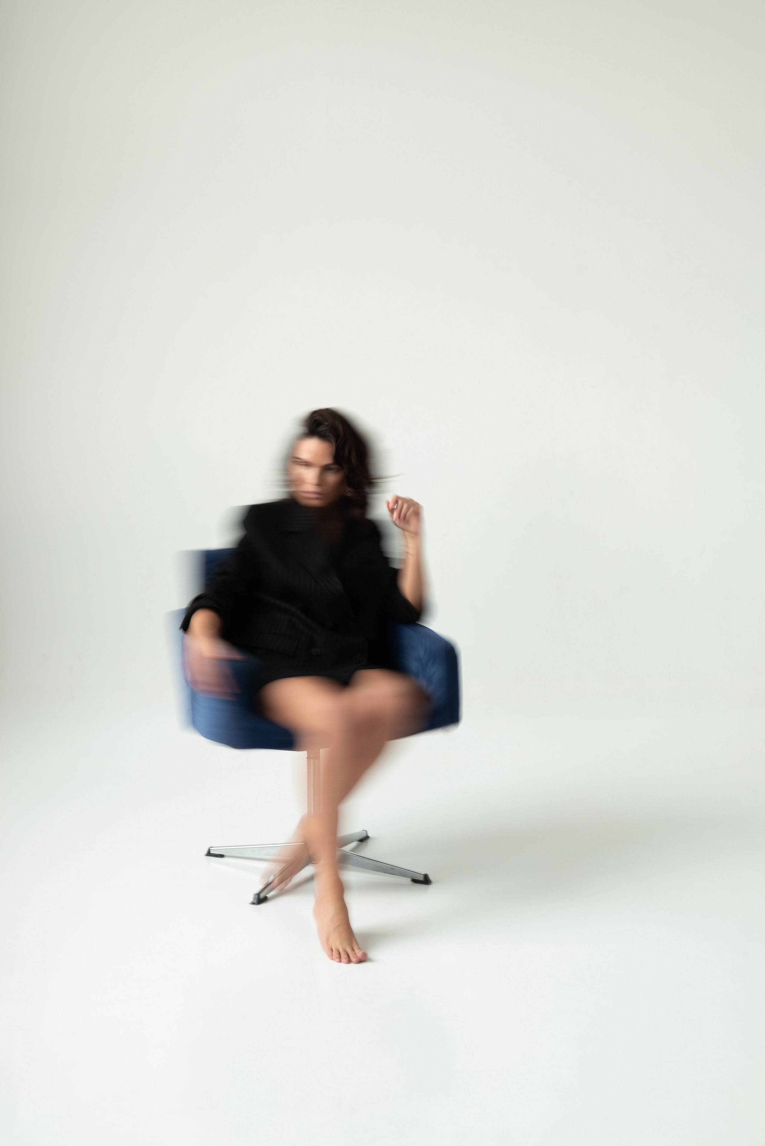 Виктория персональная студийная фотосъёмка. Профессиональный фотограф в Твери Иванова Юлия