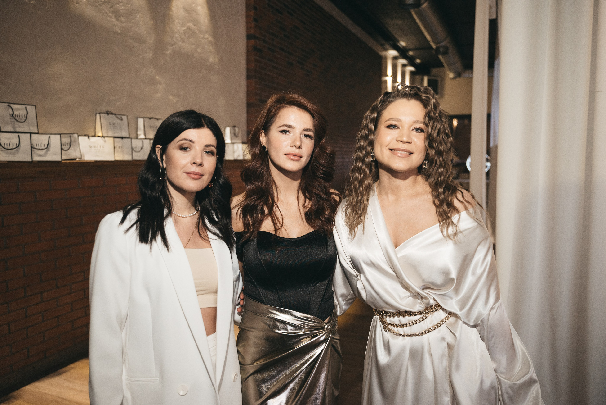 WhiteRoom Pre-wedding. Репортажный и свадебный фотограф в Сургуте