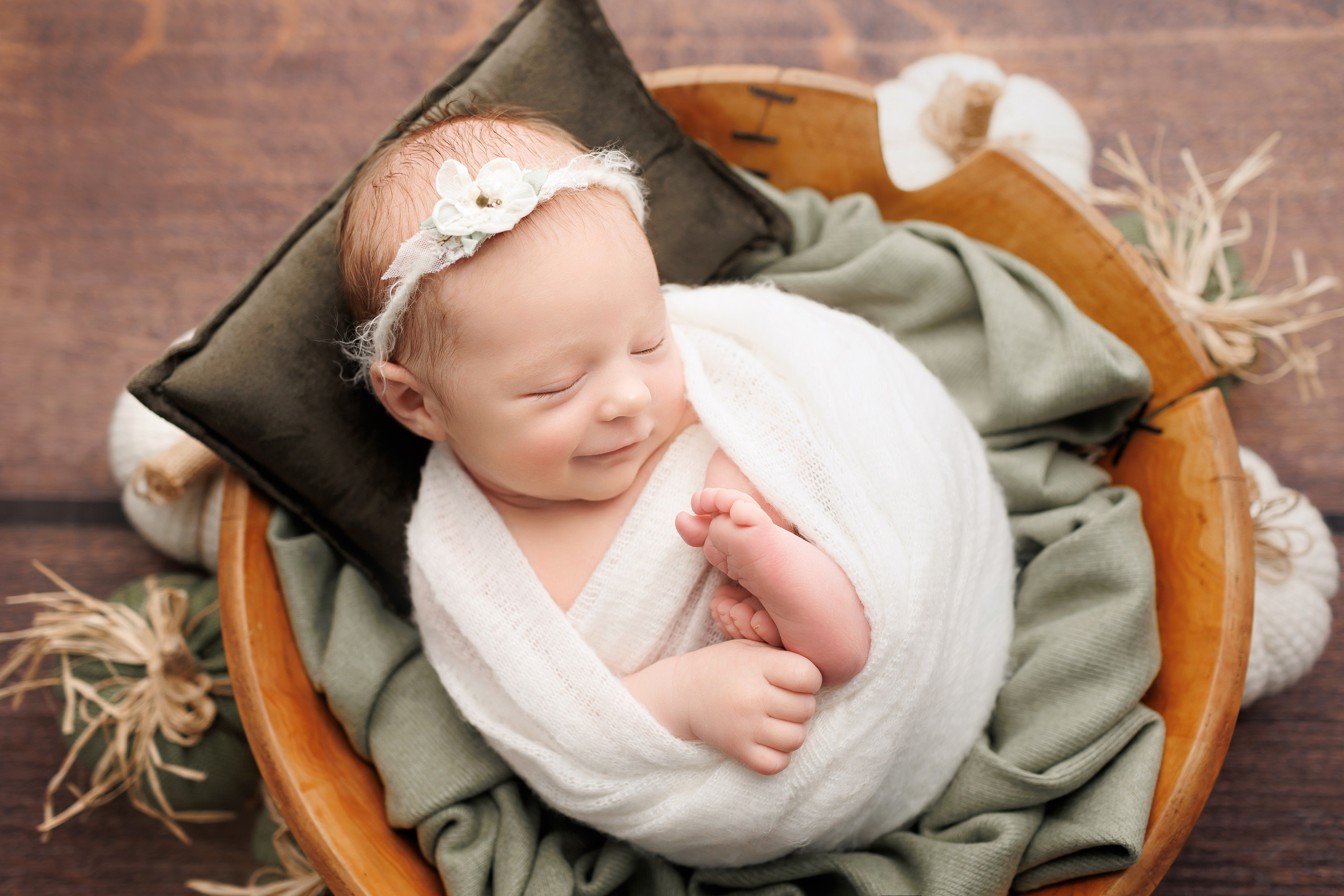 Фотосессия новорождённых. Фотограф Беременности и Новорождённых в Кемерово