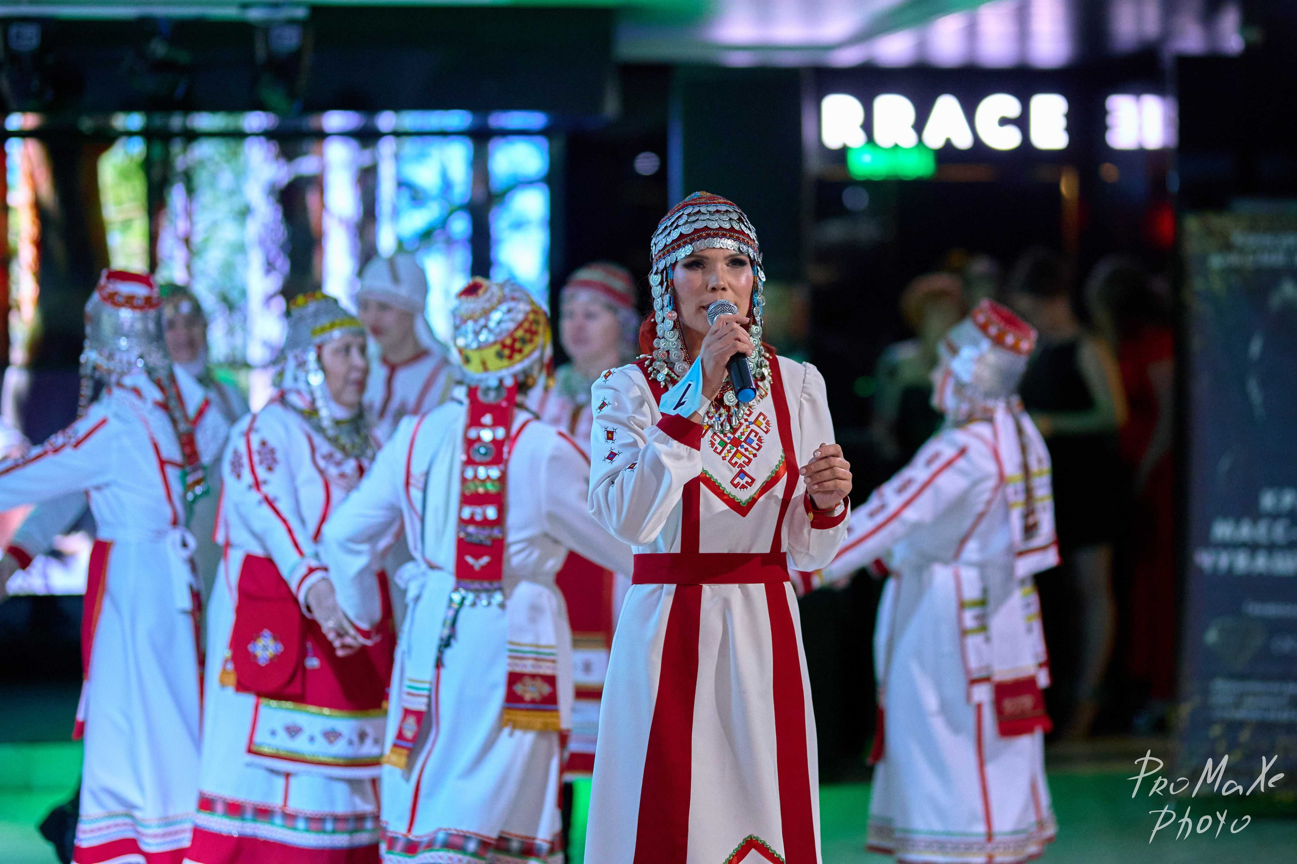 Зал КРАСА МАСС-МЕДИА ЧУВАШИИ. Владимир Суздалов (ProMaXe) — Портретный фотограф, тематические фотосессии в Чебоксарах