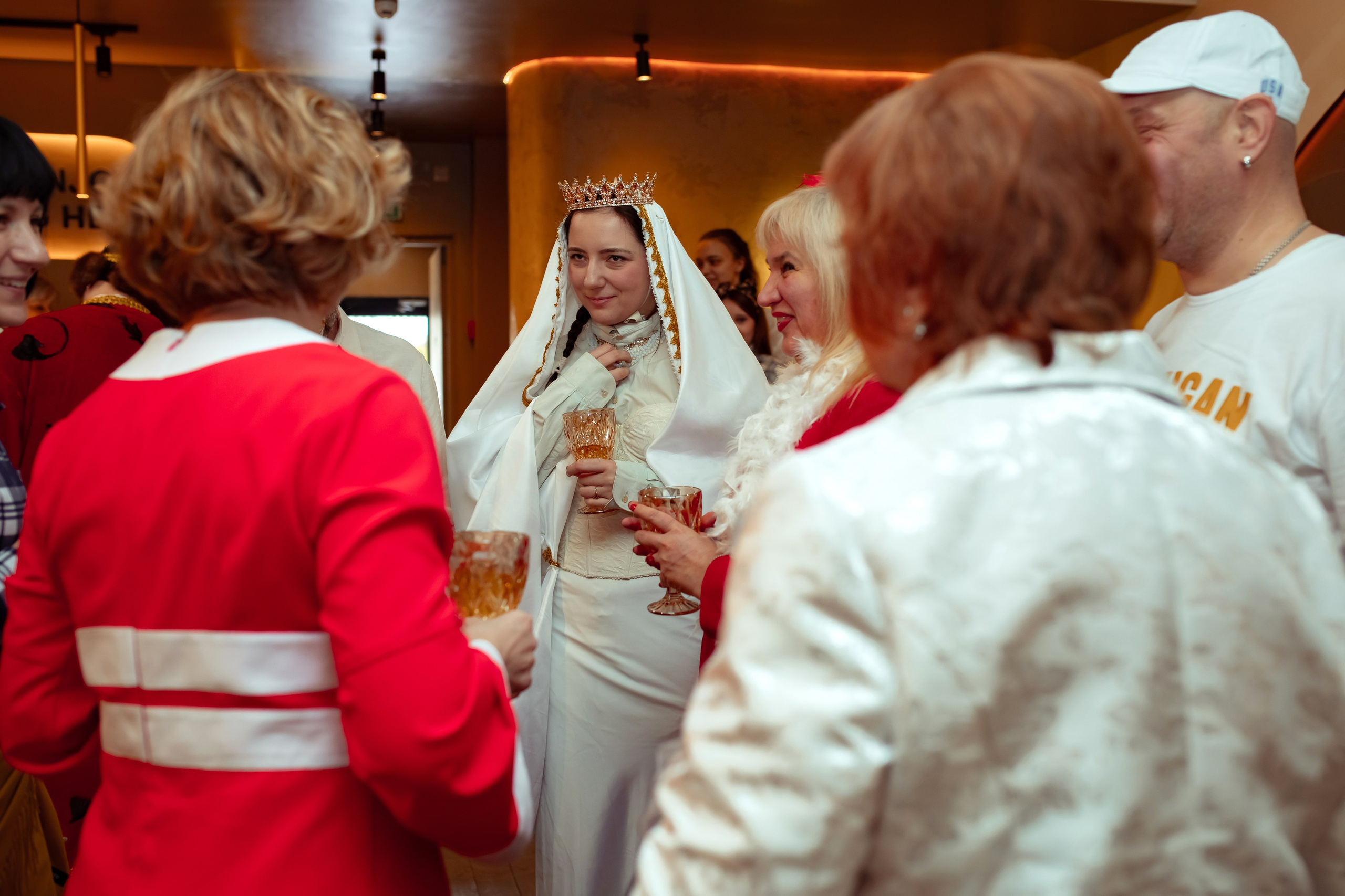 Юбилей Анны в стиле Гайдая. Семейный и детский фотограф в Москве Дорогова Екатерина