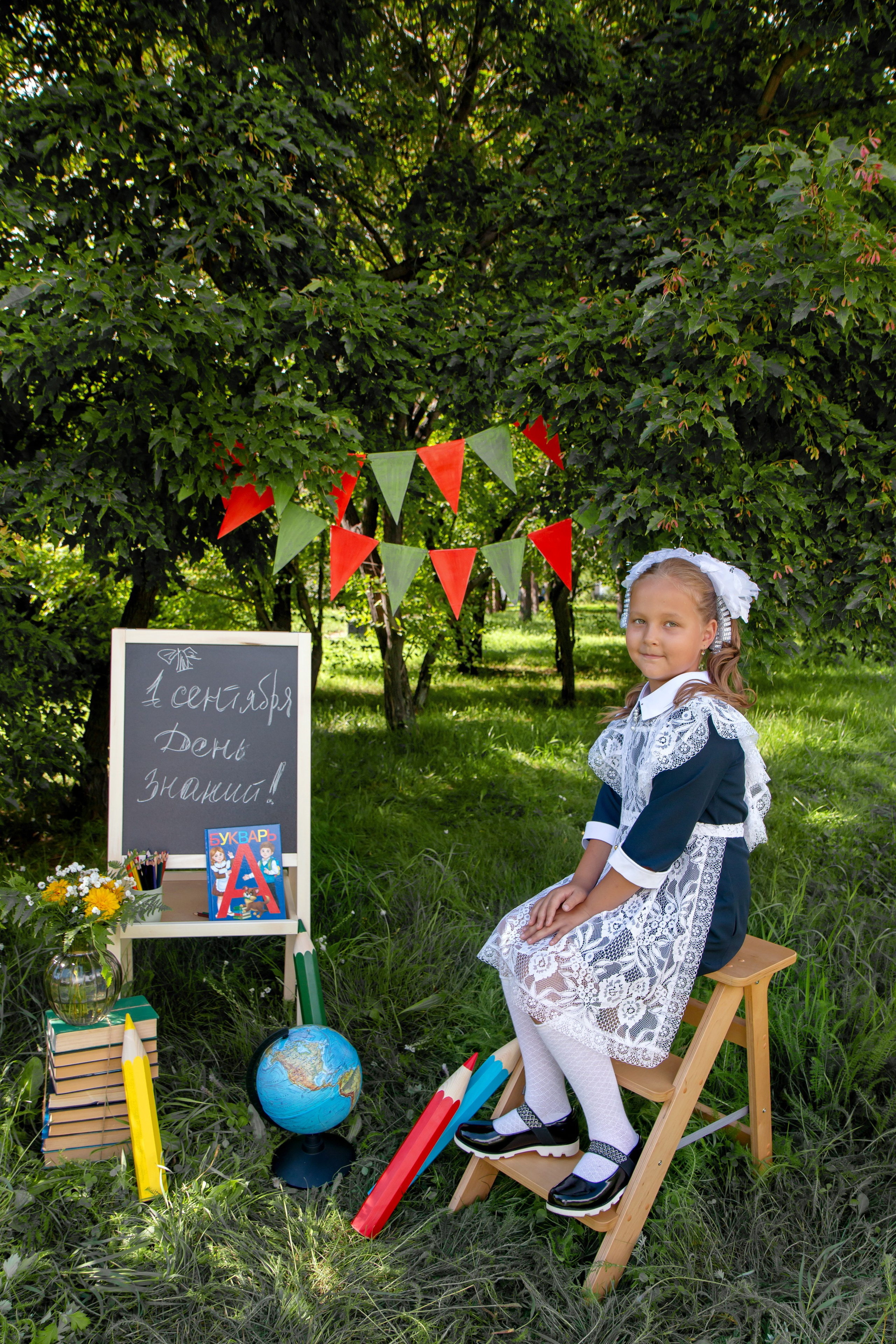 Фотопроект «Школьный"-2024, г. Шелехов. Фотограф в Шелехове, лучшие выпускные альбомы в Шелехове