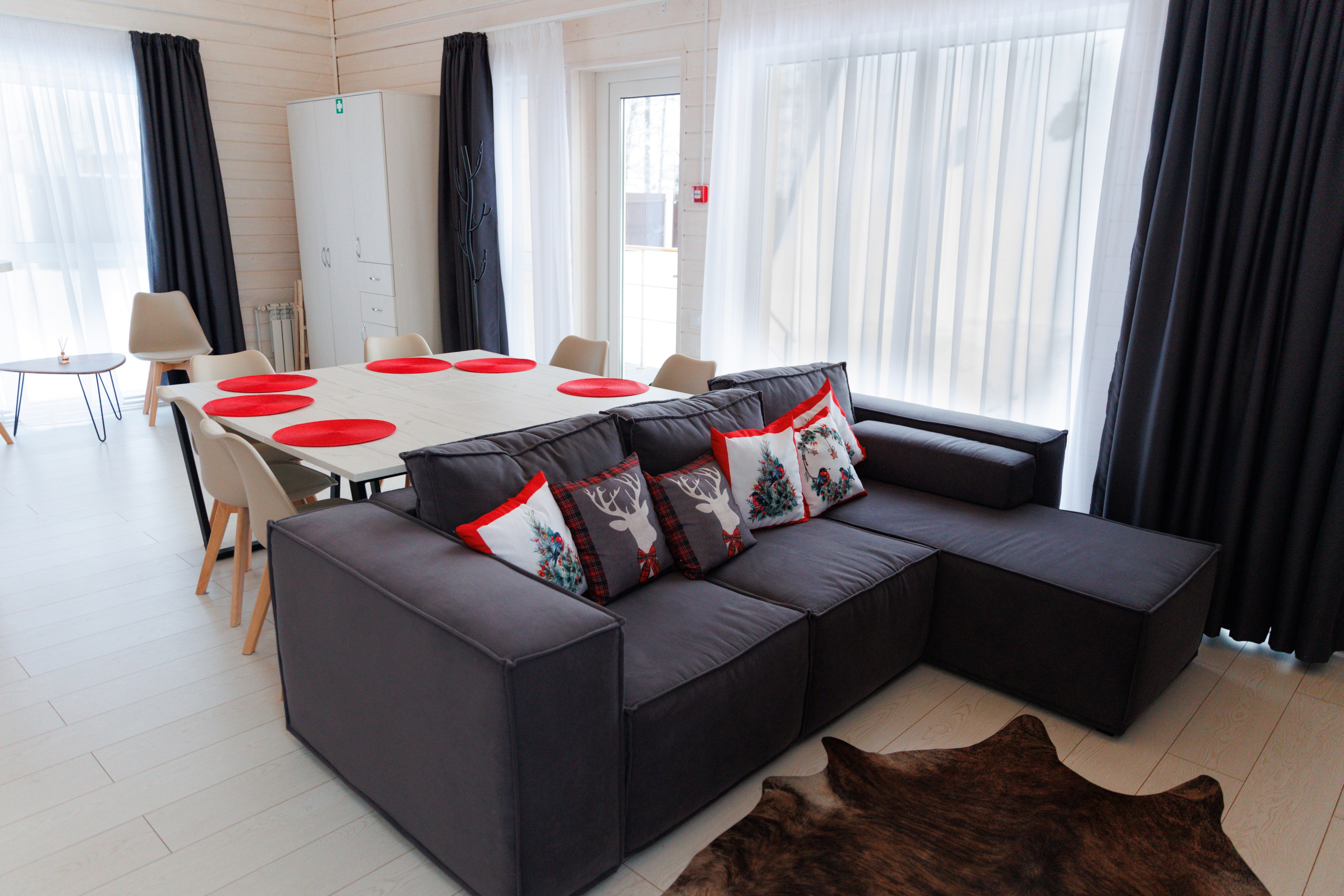 Дома в аренду. Фотосъёмка для бизнеса — предметное фото, репортаж с мероприятий, портреты людей, съёмка интерьера и экстерьера