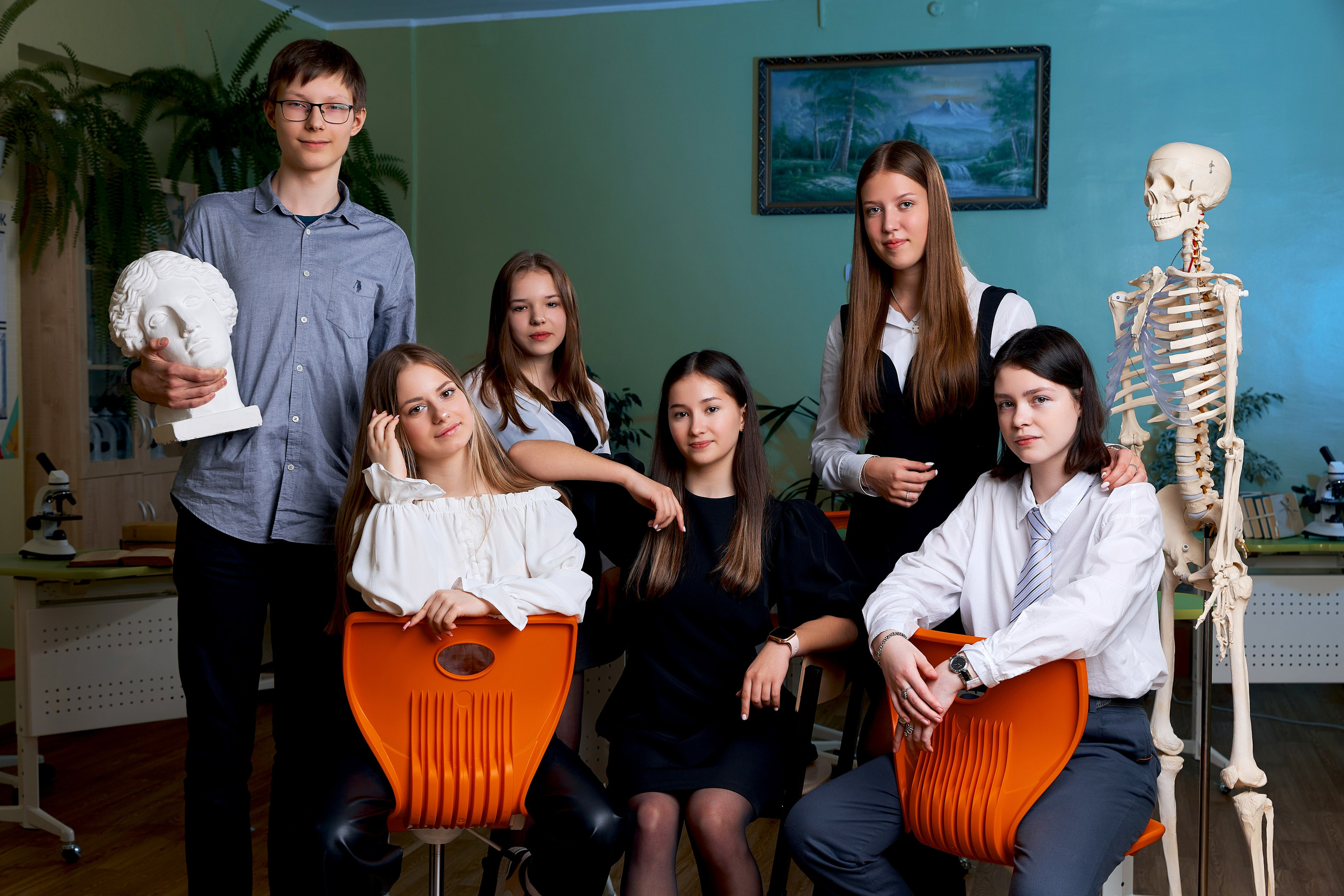 Старшие 9 — 11 классы. Выпускные альбомы в Рыбинске и Ярославле