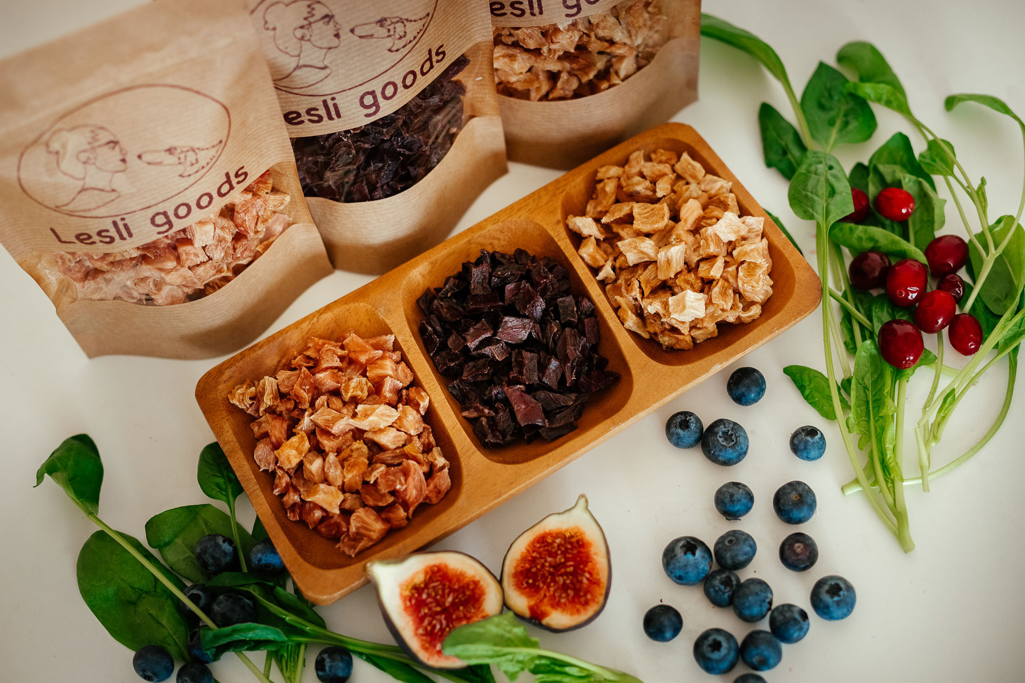 Контент для производителя лакомств для собак Lesli Goods. Портретный и свадебный фотограф в Санкт-Петербурге Ольга Филиппова