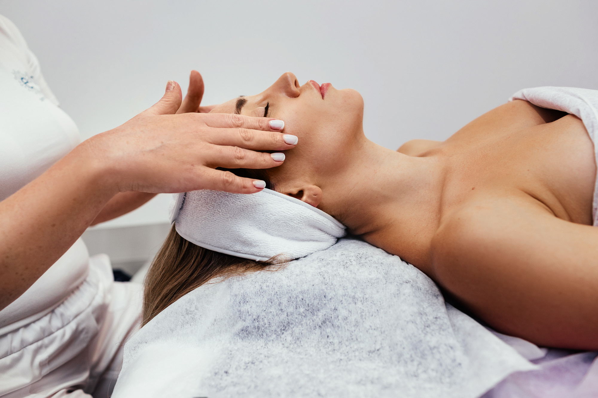 Контент для центра актуальной косметологии Eligo. Портретный и свадебный фотограф в Санкт-Петербурге Ольга Филиппова