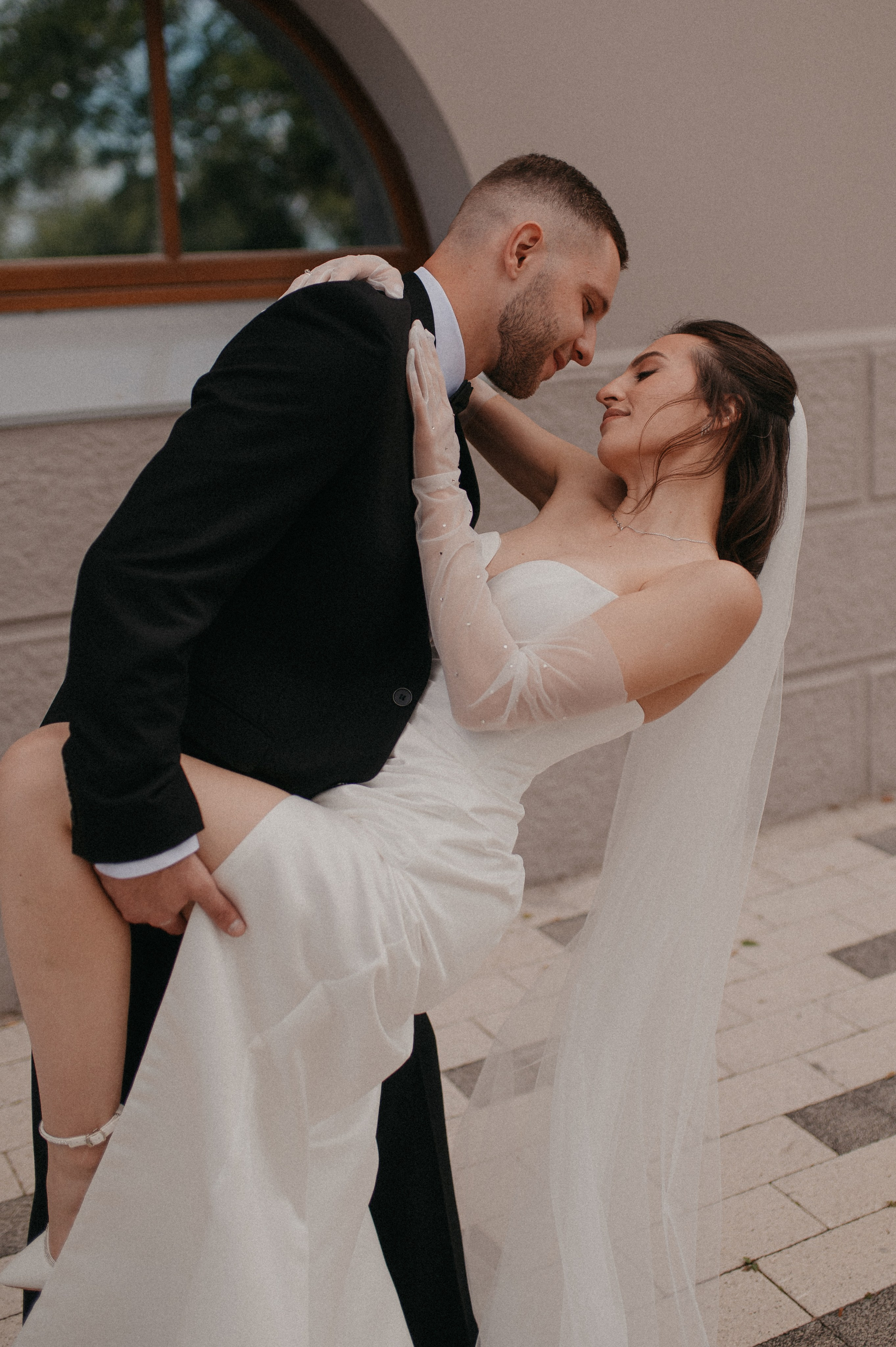 03.08.2024. RETOUCH-HOUSE