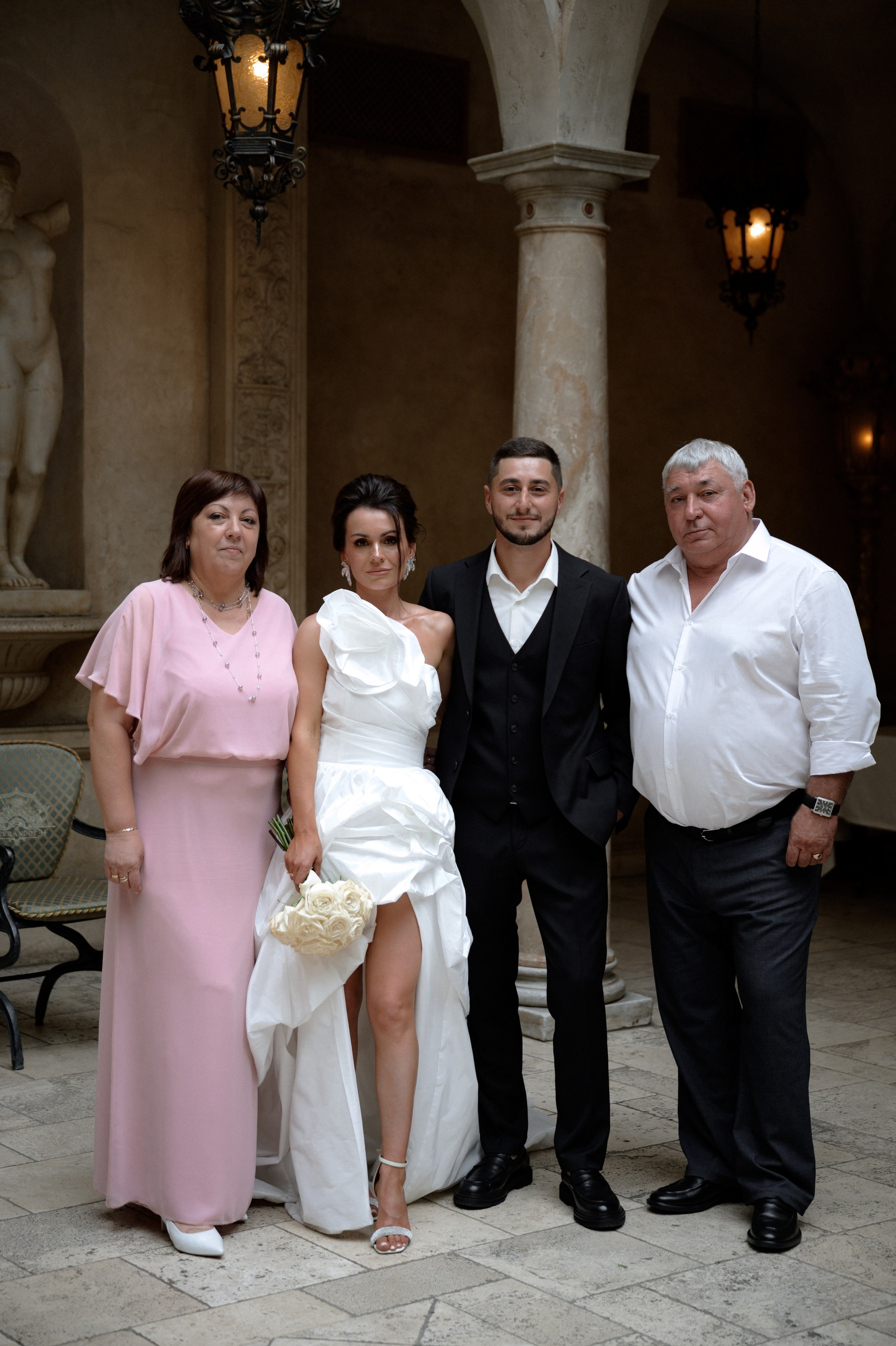 23.08.2024. RETOUCH-HOUSE