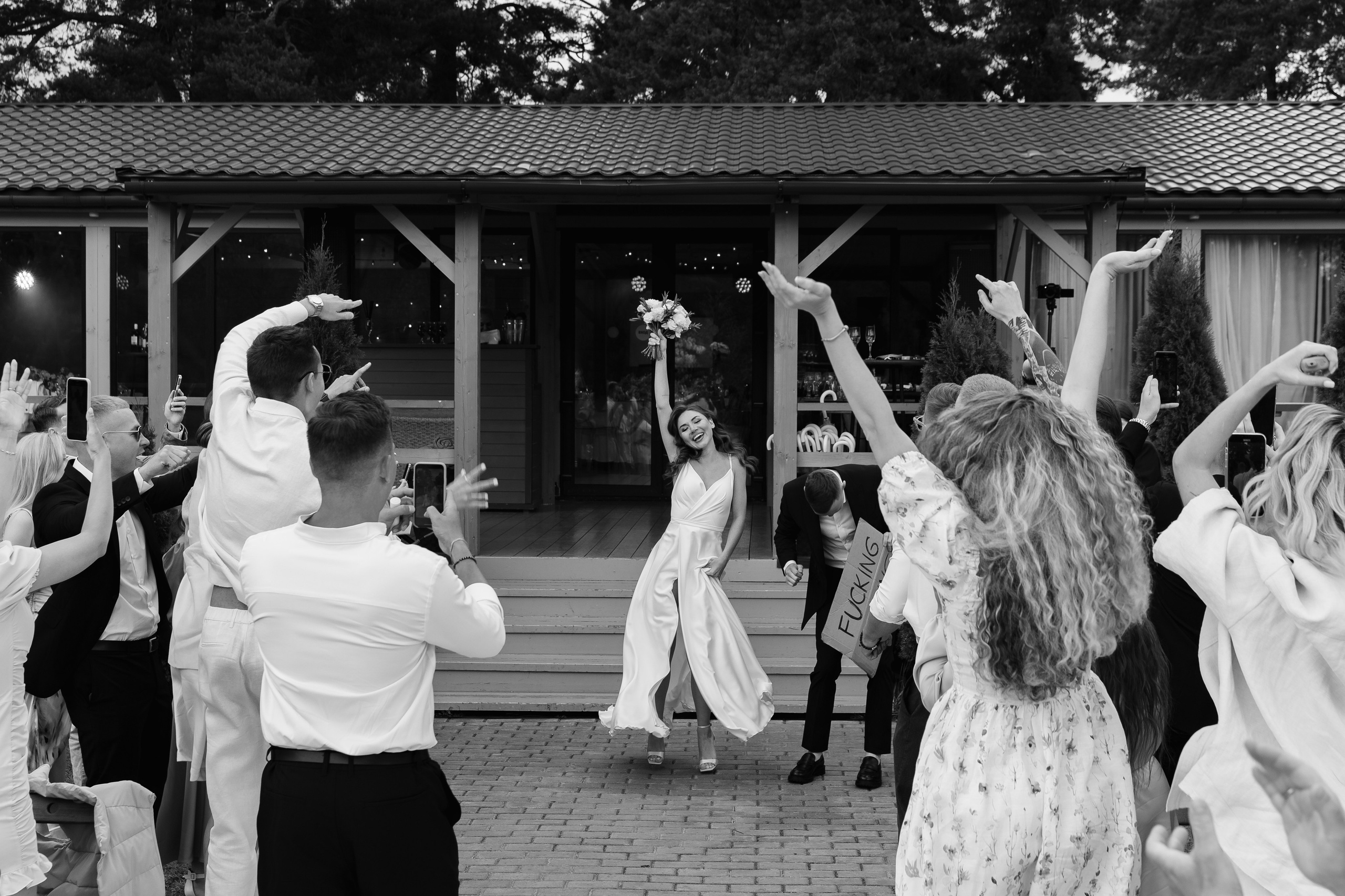 23.07.2024. RETOUCH-HOUSE