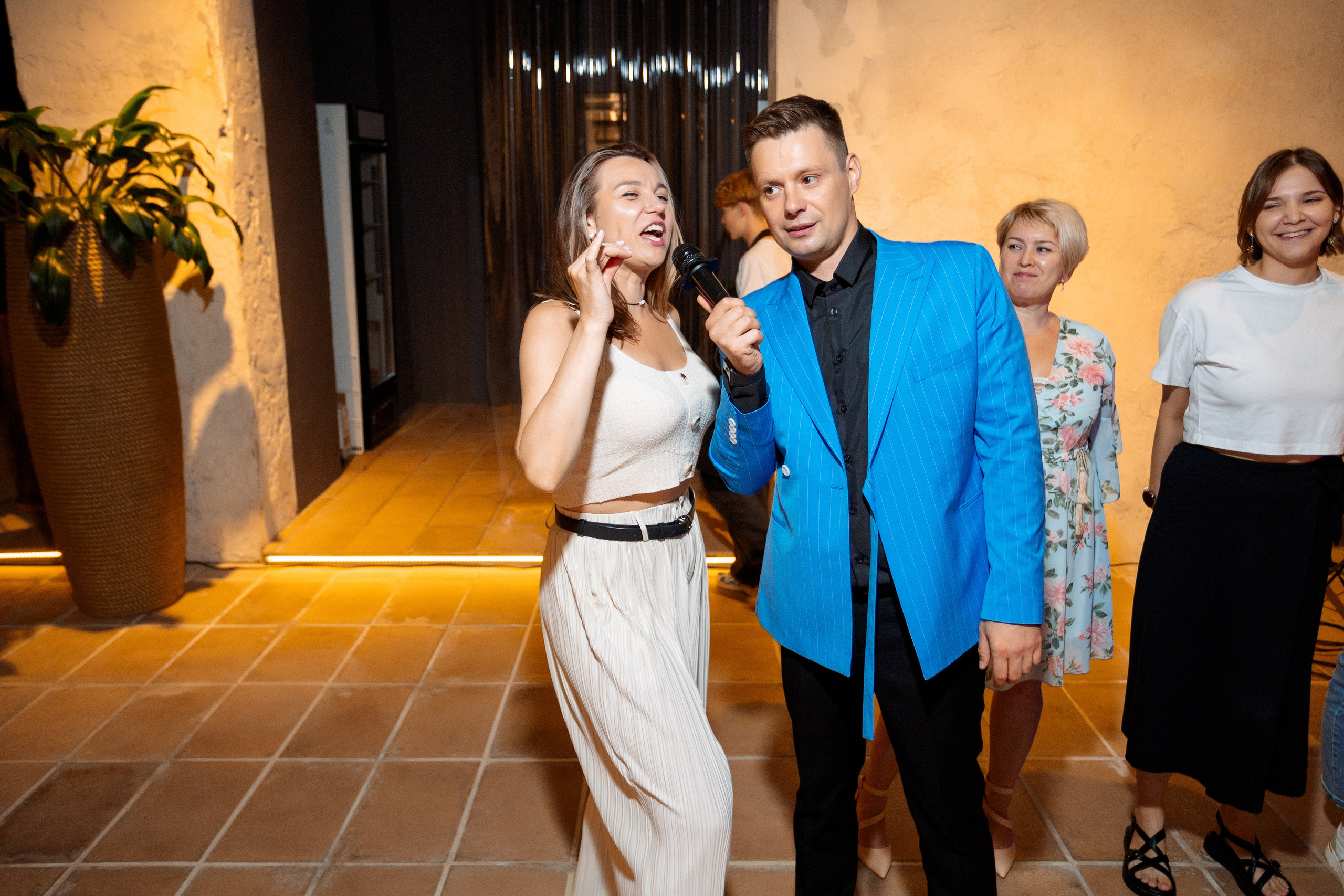 ПРИМЕР: Корпоратив Мамин Хлеб. Все фото. Профессиональный фотограф в Ижевске Леша Петров