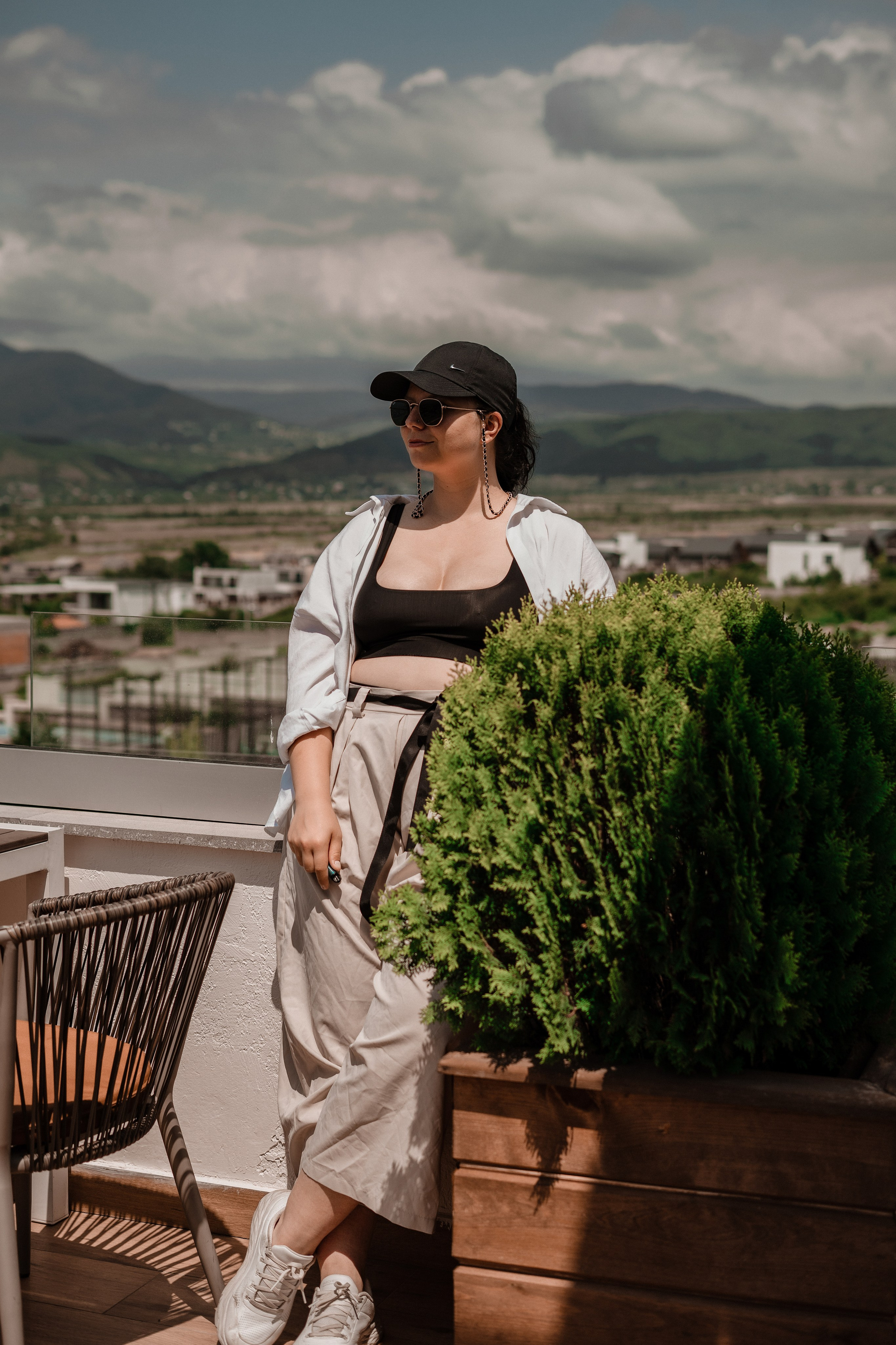 Лето. бассейн. девушки. Портретный и семейный фотограф в Мариуполе, РФ. Даша Жогло