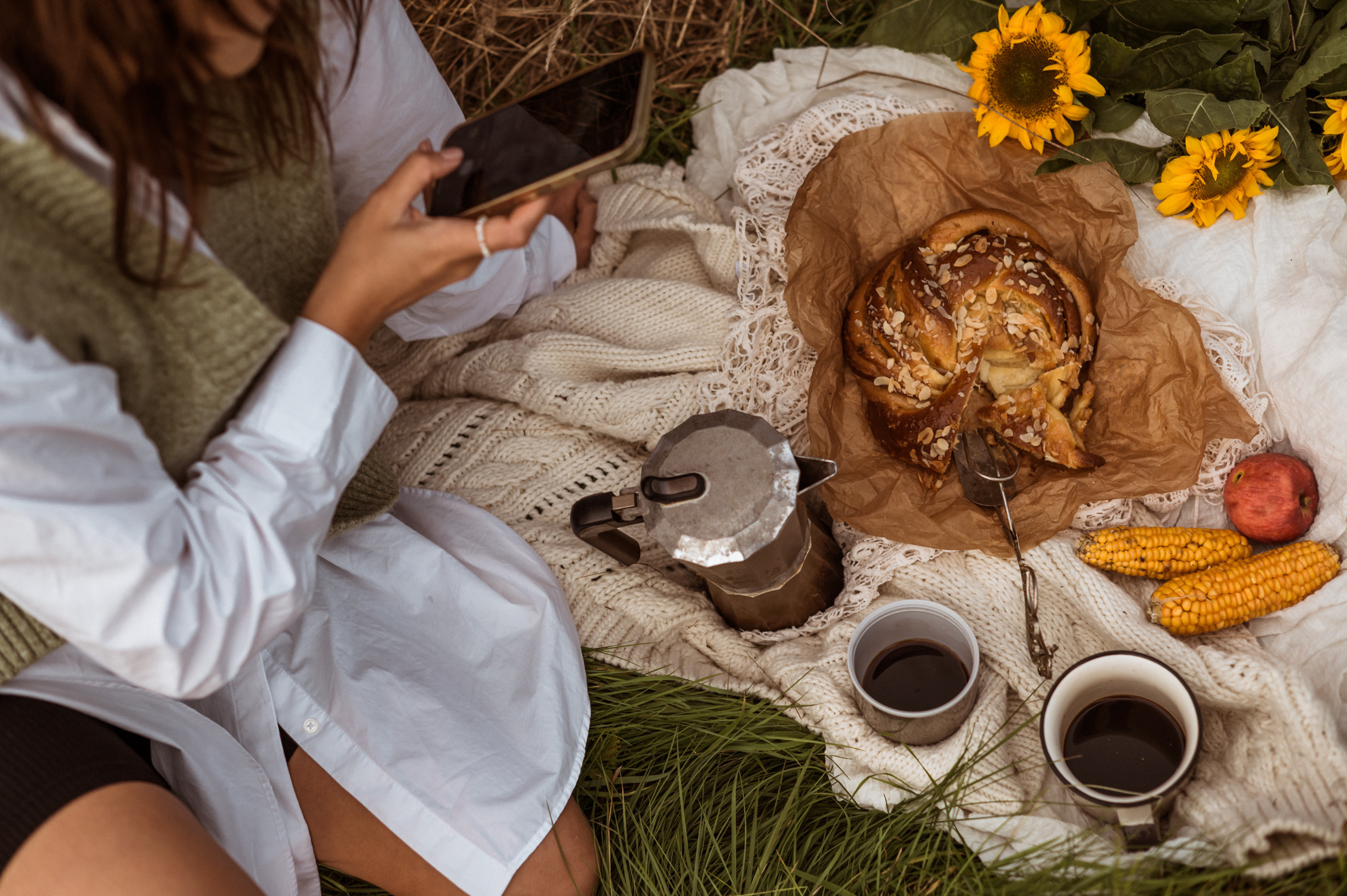 Picknick im Feld. Hochzeitsfotografin Leipzig Dresden