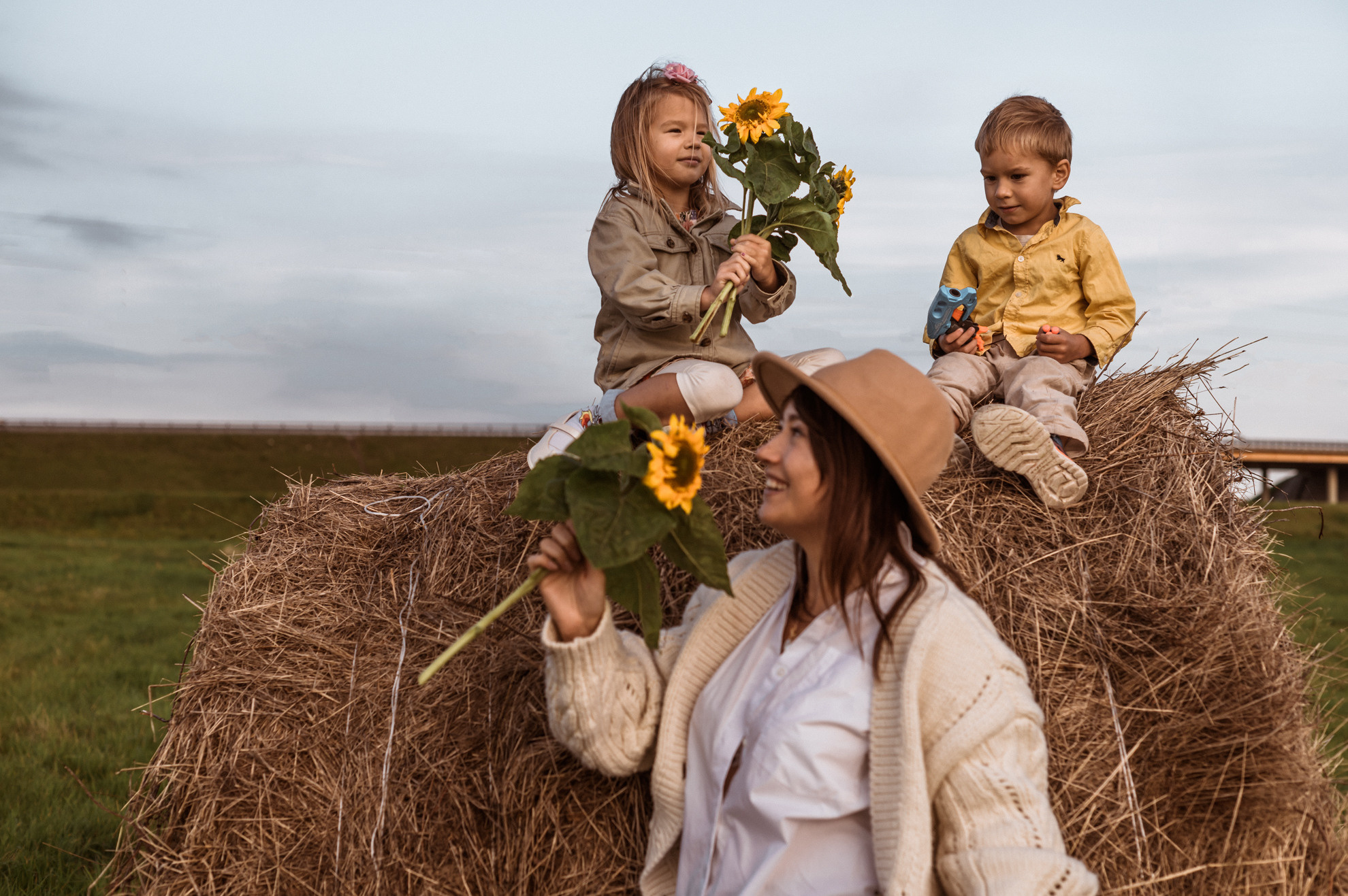 Picknick im Feld. Hochzeitsfotografin Leipzig Dresden