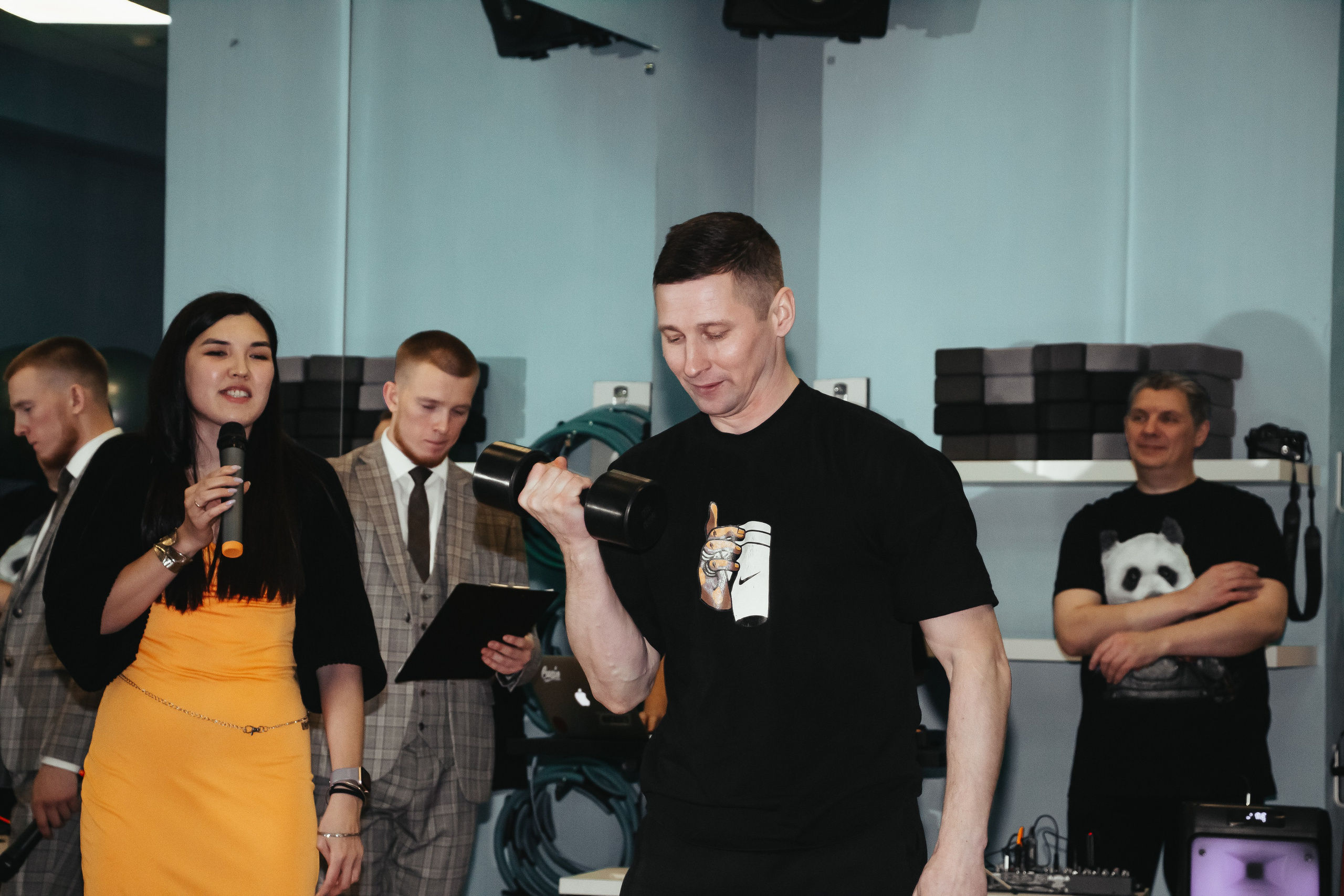 День Рождения фитнес-клуба Bright fit, репортажная съемка Екатеринбург. Фотограф в Екатеринбурге Пойгина Елена