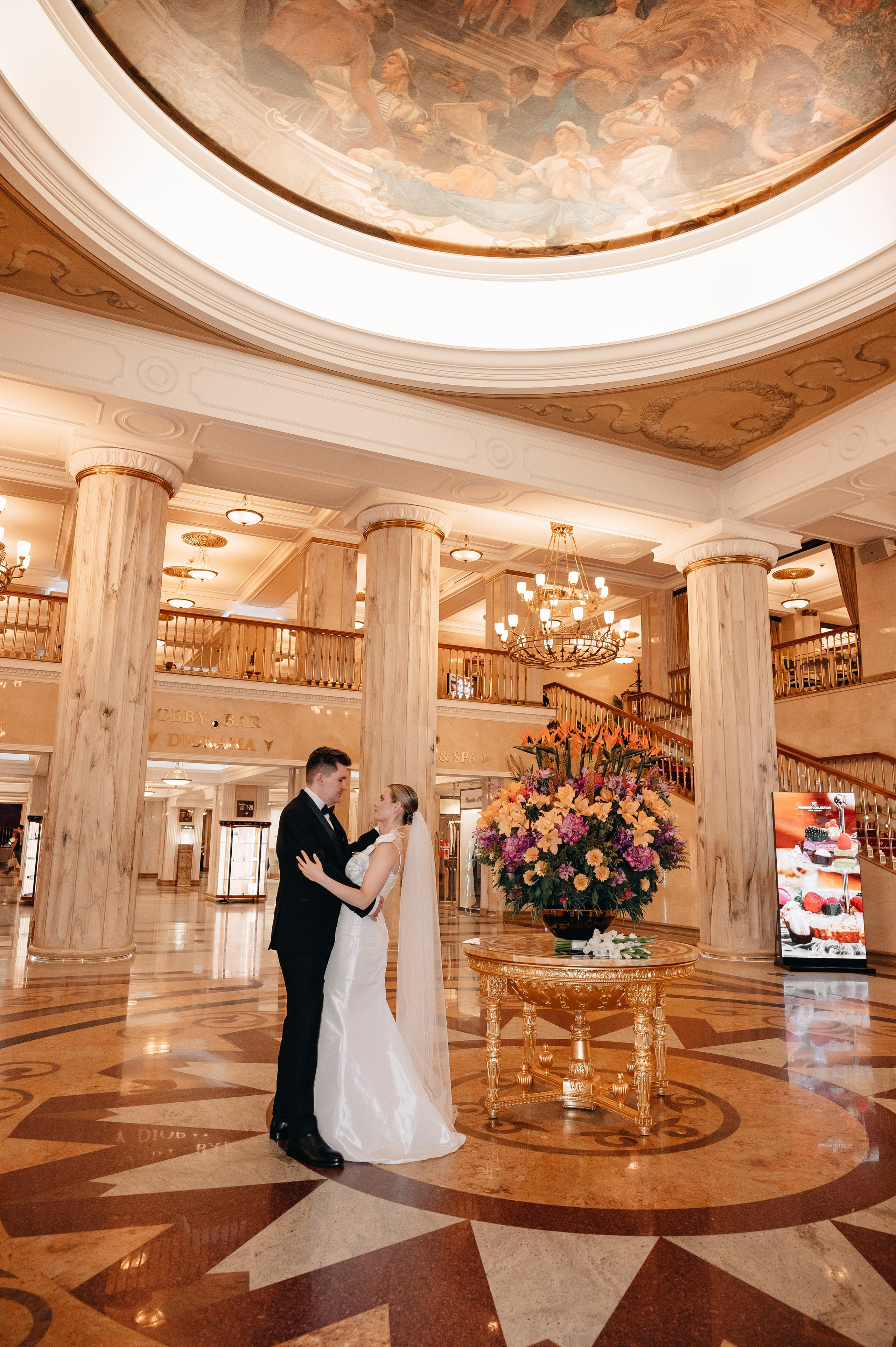 П&А | Гостиница «Украина», ГУМ и Таганский ЗАГС. Портретный фотограф Москва Светлана Кашура