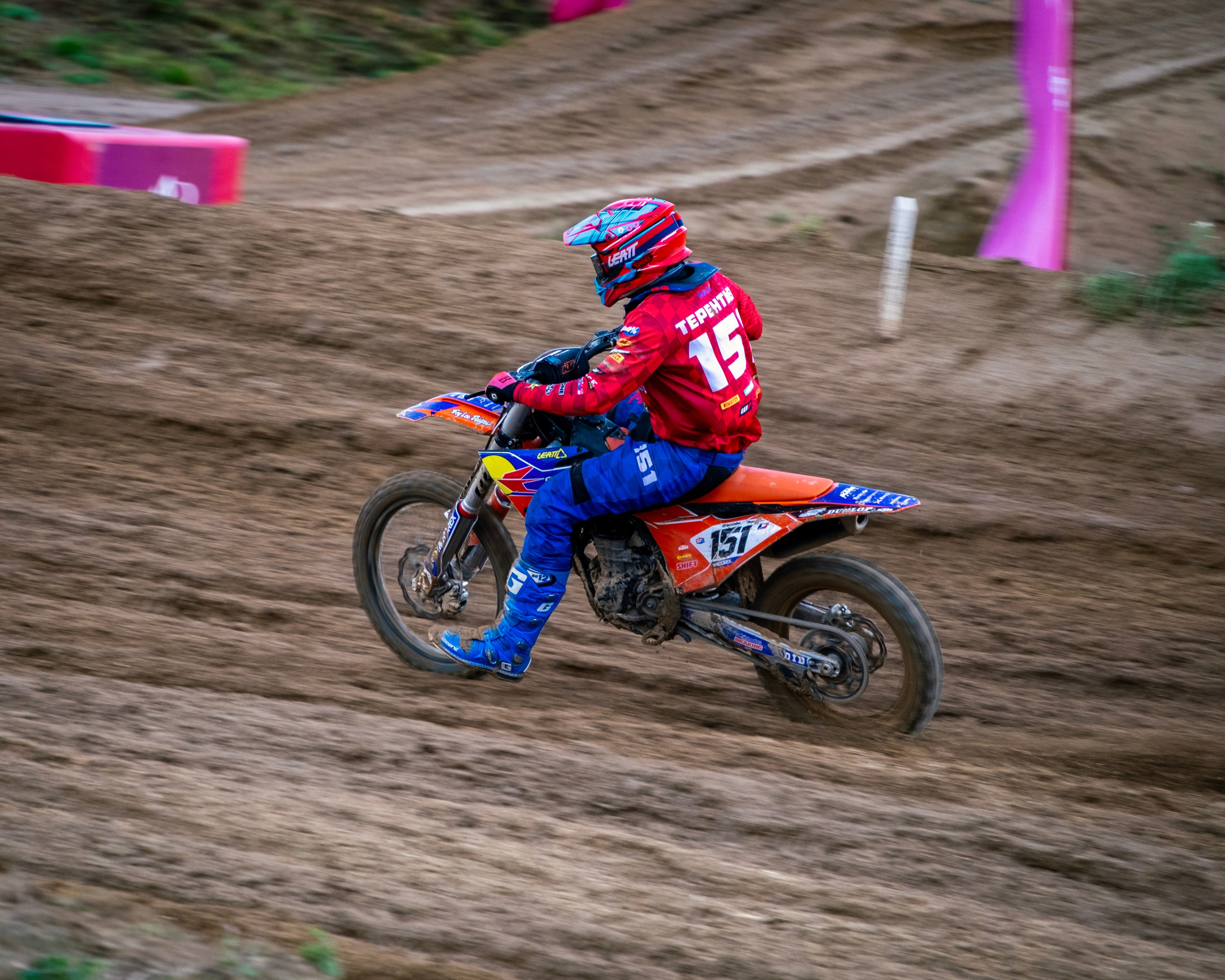 Мотокросс (Игора Драйв). Автомобильные фотографии и рисунки в Санкт-Петербурги Пашков Дмитрий