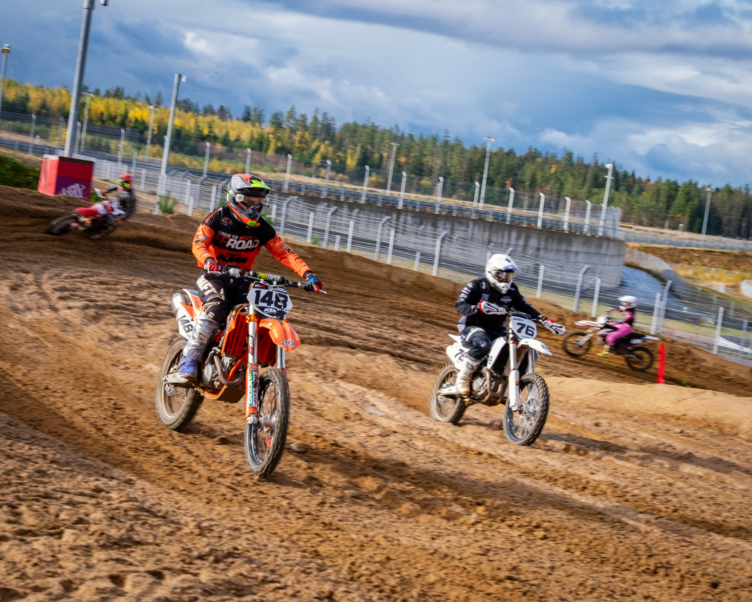 Мотокросс (Игора Драйв). Автомобильные фотографии и рисунки в Санкт-Петербурги Пашков Дмитрий