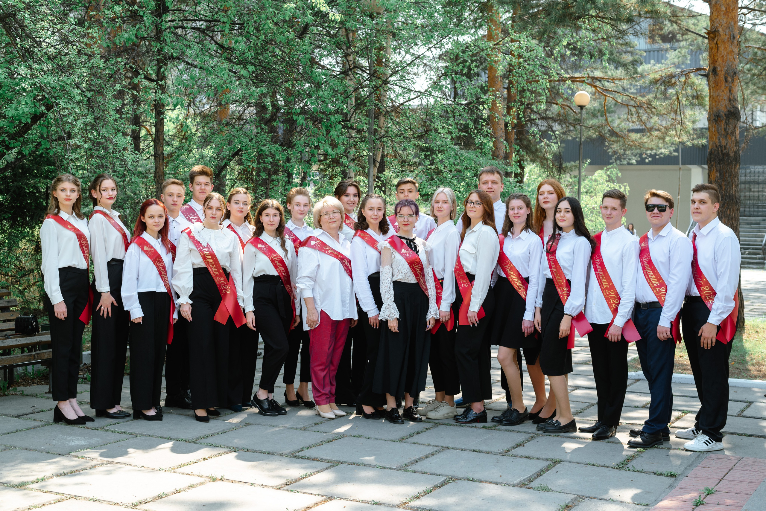 Выпускной 9-11классы. Выпускные книги Анапа Новороссийск Краснодар