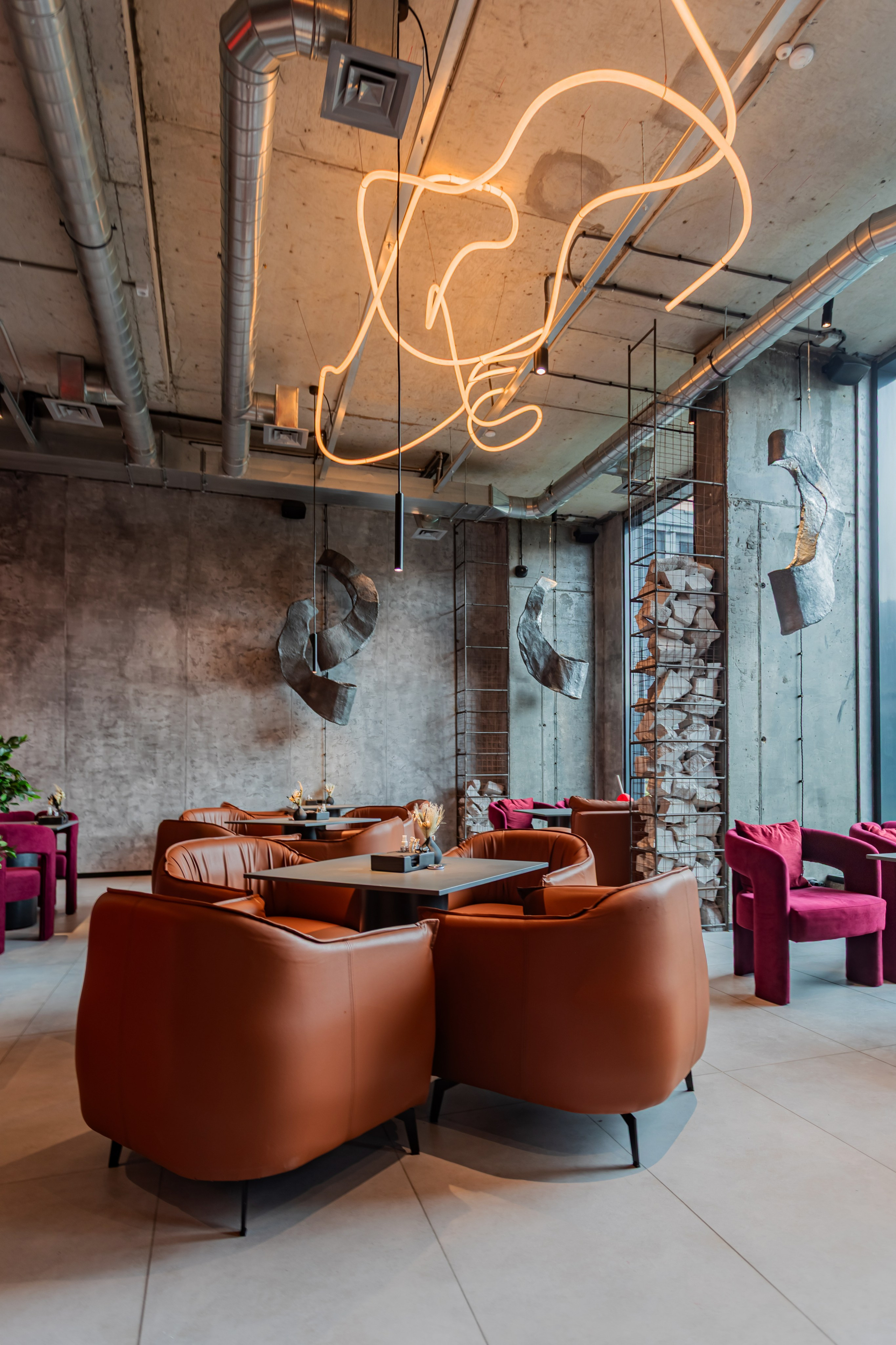 Интерьер кальянной Мята Lounge Уфа, фото Алексея Муравьёва, уютная зона отдыха с кальянами,Кальянная Мята Lounge Уфа, съёмка фотографа Алексея Муравьёва, стильный дизайн, комфортная атмосфера,Зона отдыха Мята Lounge Уфа, современные кальяны, барная стойка, фото Алексея Муравьёва,Интерьер Мята Lounge Уфа, мягкие диваны, приглушённый свет, кальяны, работа фотографа Алексея Муравьёва,Кальянная Мята Lounge Уфа, место для расслабления, общения, съёмка Алексея Муравьёва,Мята Lounge Уфа, атмосфера уюта, дыма кальянов, фото Алексея Муравьёва,Кальяны, релакс, Мята Lounge Уфа, фотография Алексея Муравьёва,Стильный лаунж, Мята Lounge Уфа, работа фотографа Алексея Муравьёва,Уютный лаунж, кальяны, Мята Lounge Уфа, фото Алексея Муравьёва,Расслабление, Мята Lounge Уфа, кальяны, комфорт, съёмка Алексея Муравьёва,Тёплая атмосфера лаунжа, Мята Lounge Уфа, мягкие кресла, дым кальянов, приятная музыка, фото Алексея Муравьёва,Расслабляющий интерьер, Мята Lounge Уфа, идеальное место для вечера, работа фотографа Алексея Муравьёва,Современная кальянная, Мята Lounge Уфа, стиль, комфорт, атмосфера, съёмка Алексея Муравьёва,Уютный лаунж-пространство, Мята Lounge Уфа, изысканные кальяны, фото Алексея Муравьёва,Мята Lounge Уфа, стиль, комфорт, дым кальянов, работа фотографа Алексея Муравьёва,Барная стойка, кальяны, лаунж, Мята Lounge Уфа, съёмка Алексея Муравьёва,Современные кальяны, интерьер, Мята Lounge Уфа, фото Алексея Муравьёва,Декор лаунжа, Мята Lounge, стильные элементы, Уфа, работа фотографа Алексея Муравьёва,Зона кальянов, Мята Lounge Уфа, уют, стиль, съёмка Алексея Муравьёва,Атмосфера лаунжа, мягкие диваны, кальяны, Мята Lounge Уфа, фото Алексея Муравьёва