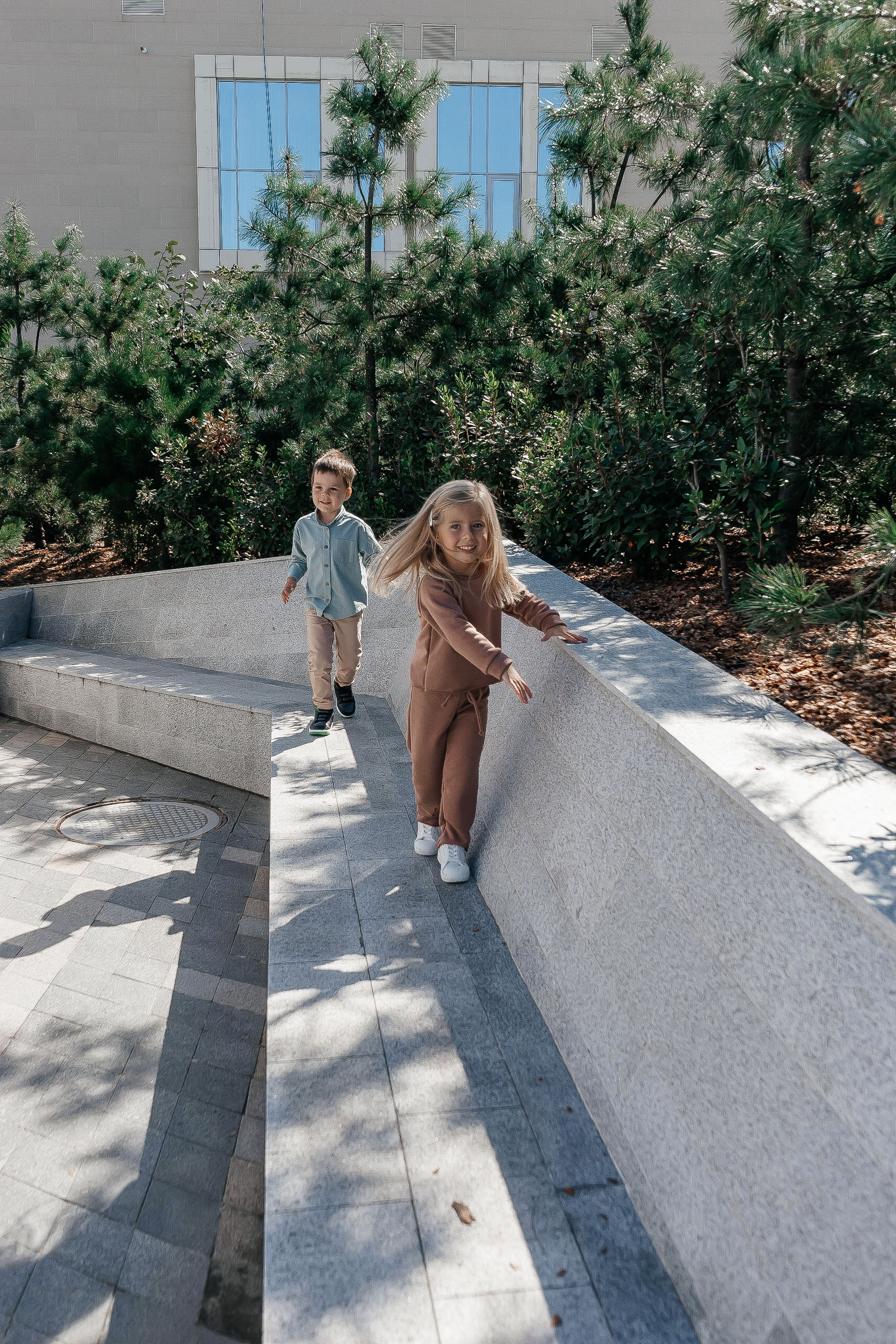 Непоседы на набережной. Свадебный и семейный фотограф во Владивостоке Александра Глускер