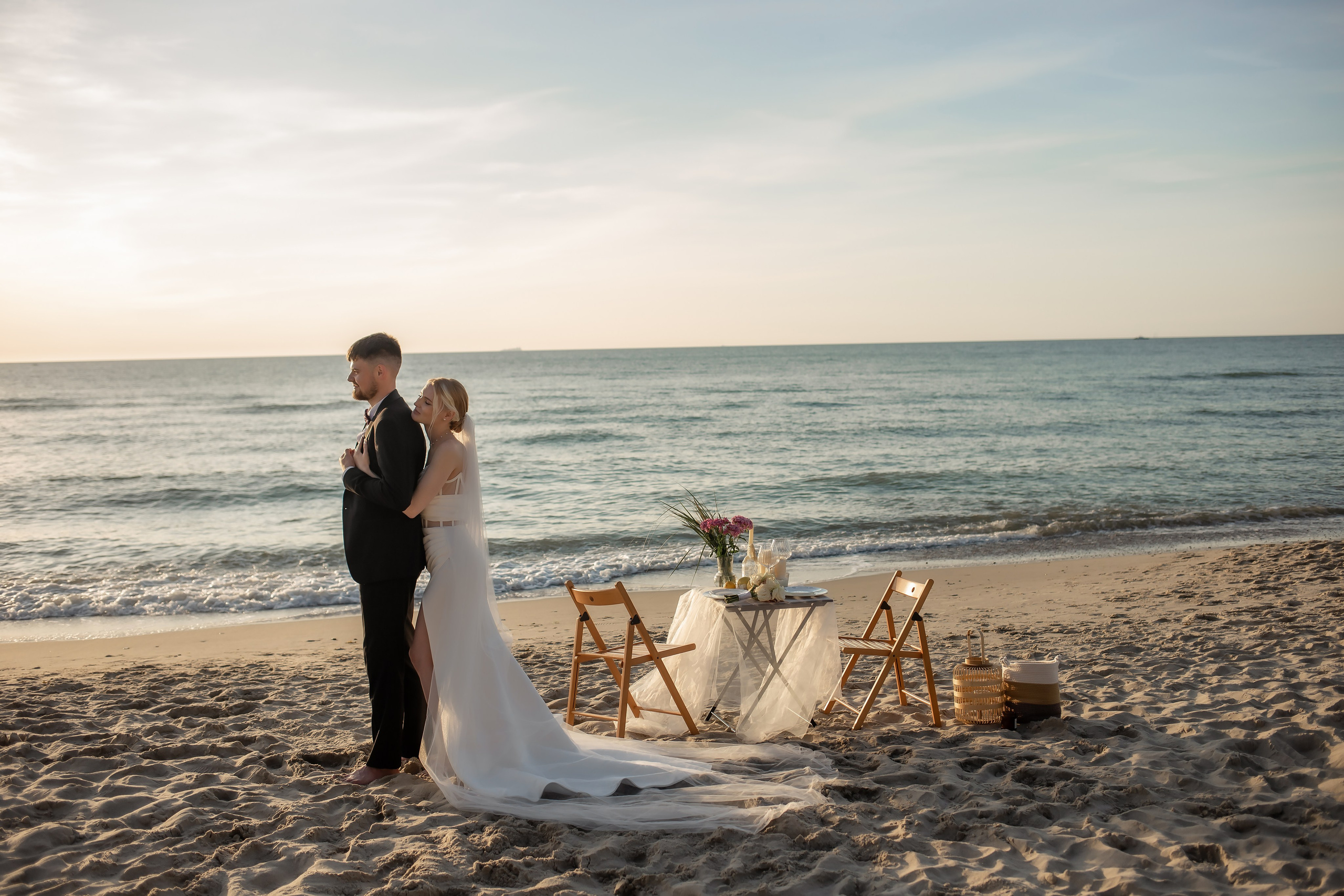 Александра и Влад. На закате. Фотограф в Калининграде Решетникова Алина