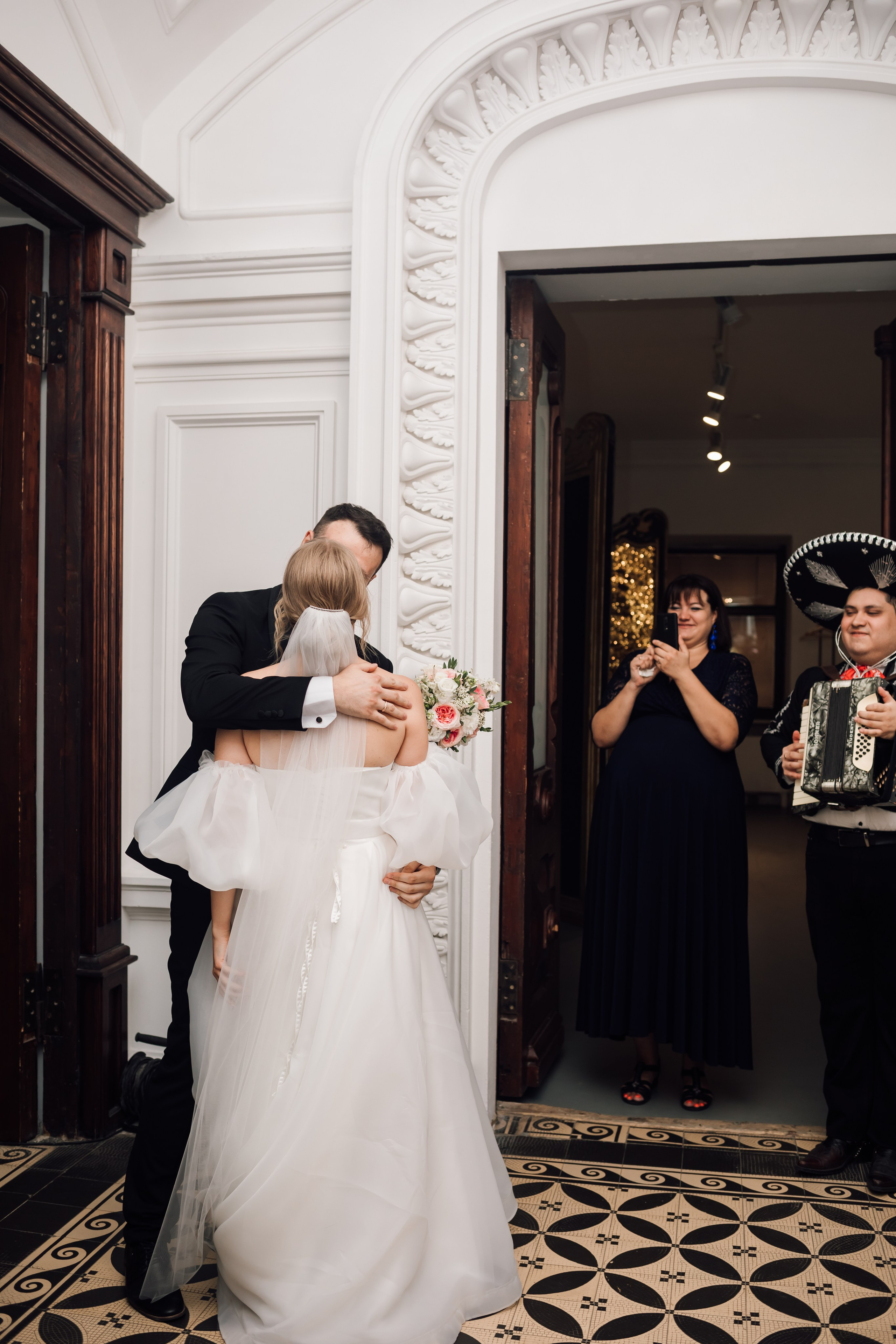 Катя и Салим, особняк Спиридонова. Свадебный и семейный фотограф в Москве Евгения Лисина