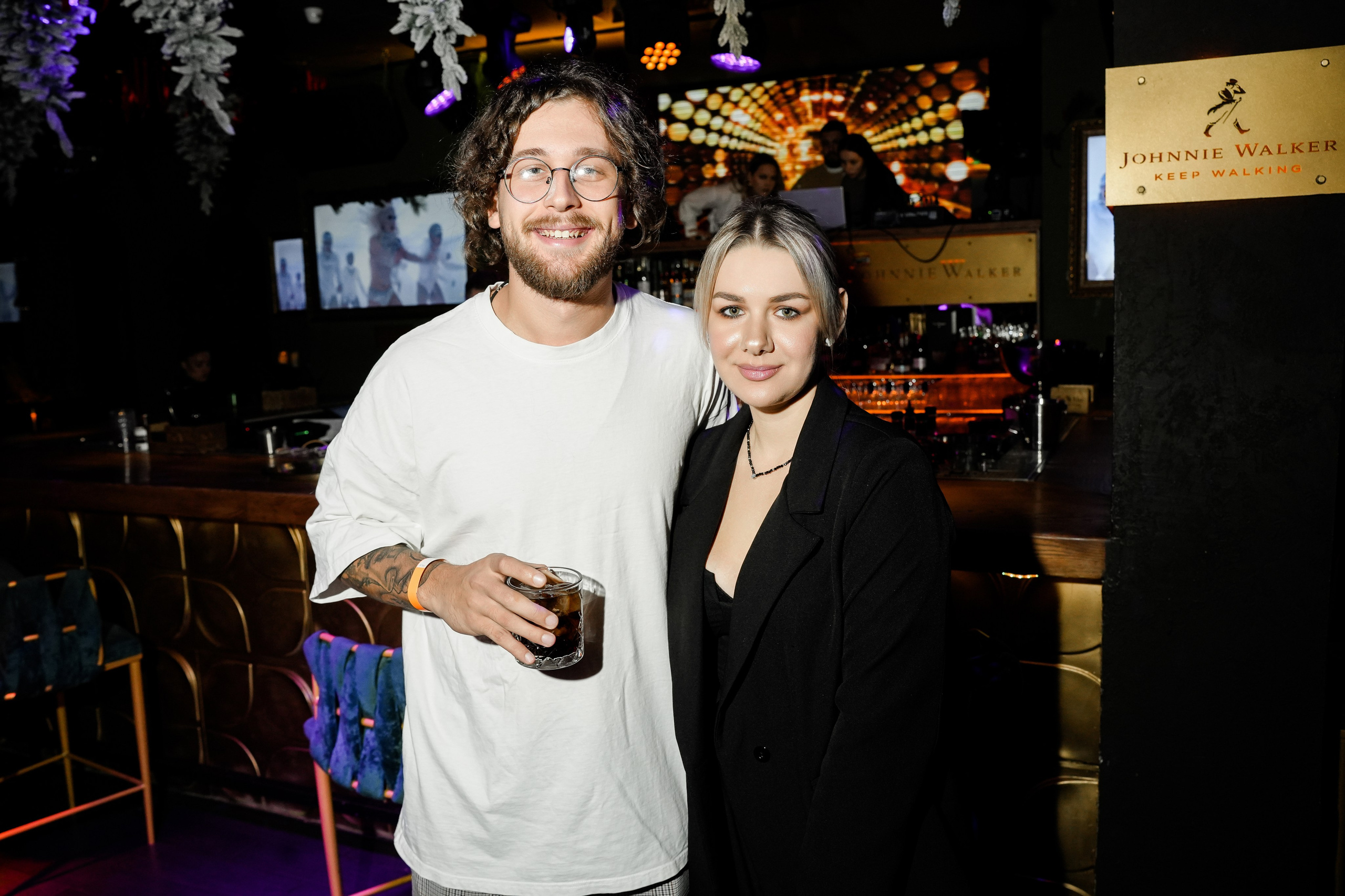 EVENT-туса в караоке. Свадебный фотограф и видеограф в Ростове-на-Дону. Максим и Наталья Лебедевы