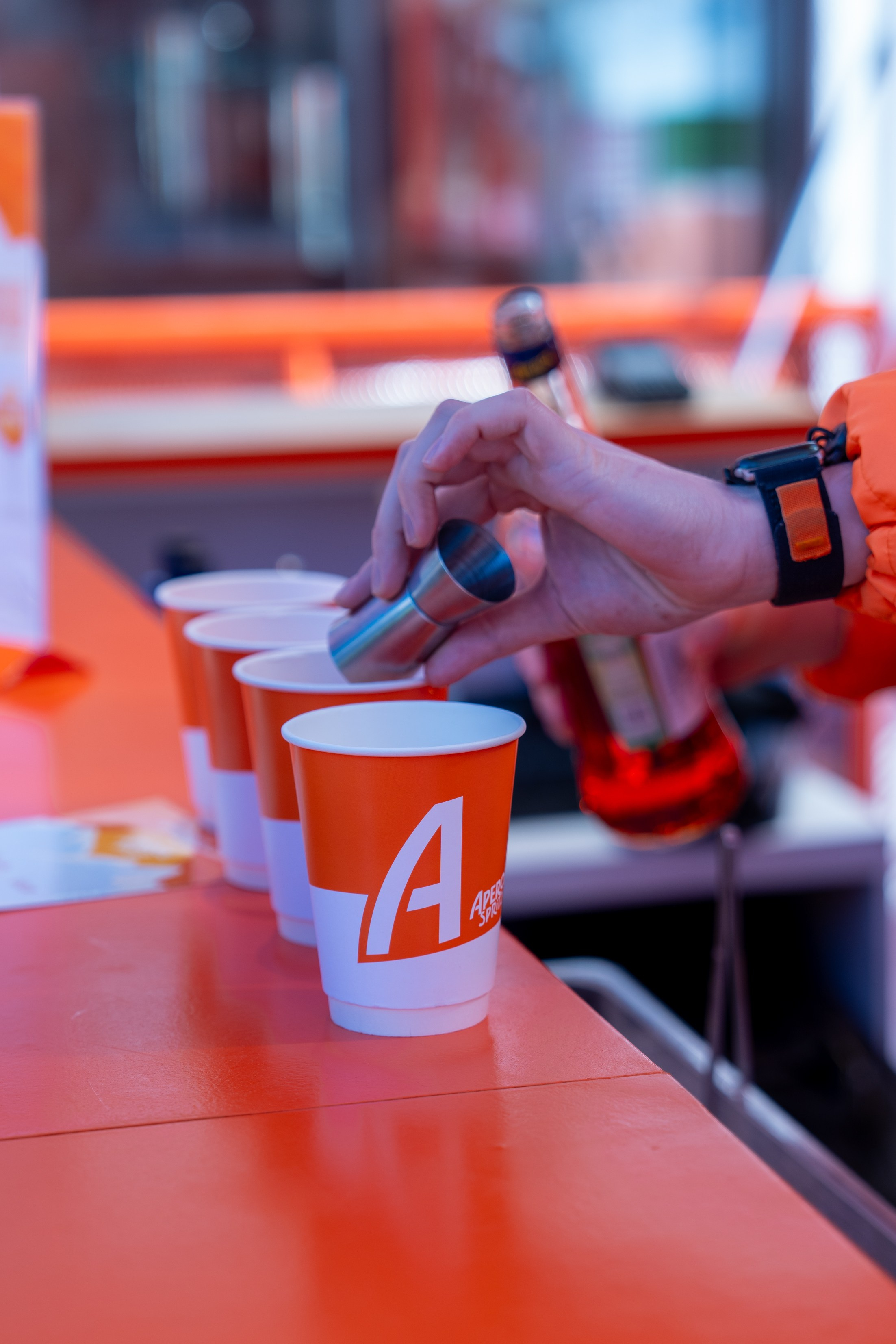 Фотоотчет партнерской интеграции Aperol Spritz на Роза Фест 2025. Репортажный фотограф в Красной Поляне и Сочи Павлюченко Екатерина