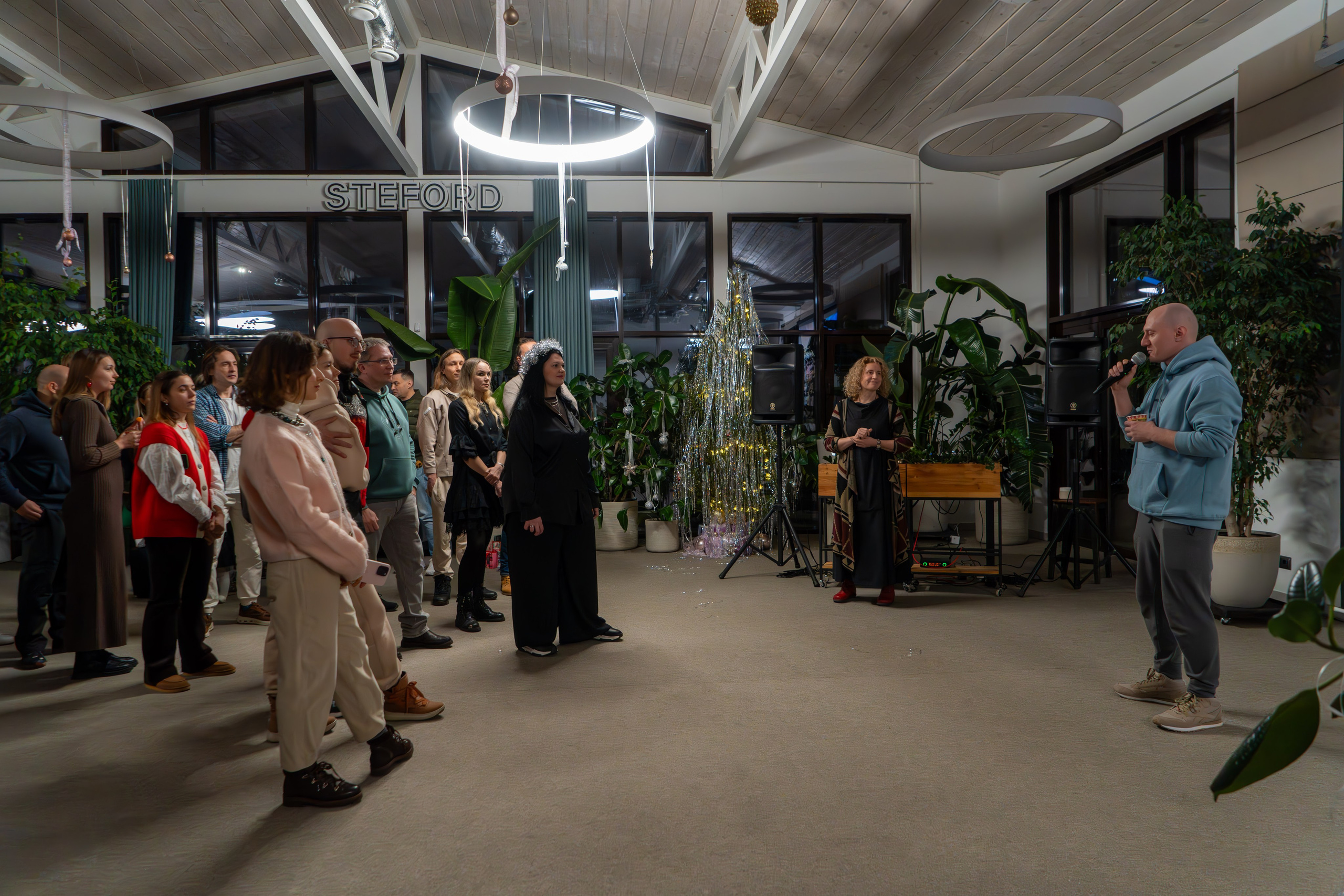 Предновогодняя встреча в пространстве Steford Hub. Репортажный фотограф в Красной Поляне и Сочи Павлюченко Екатерина