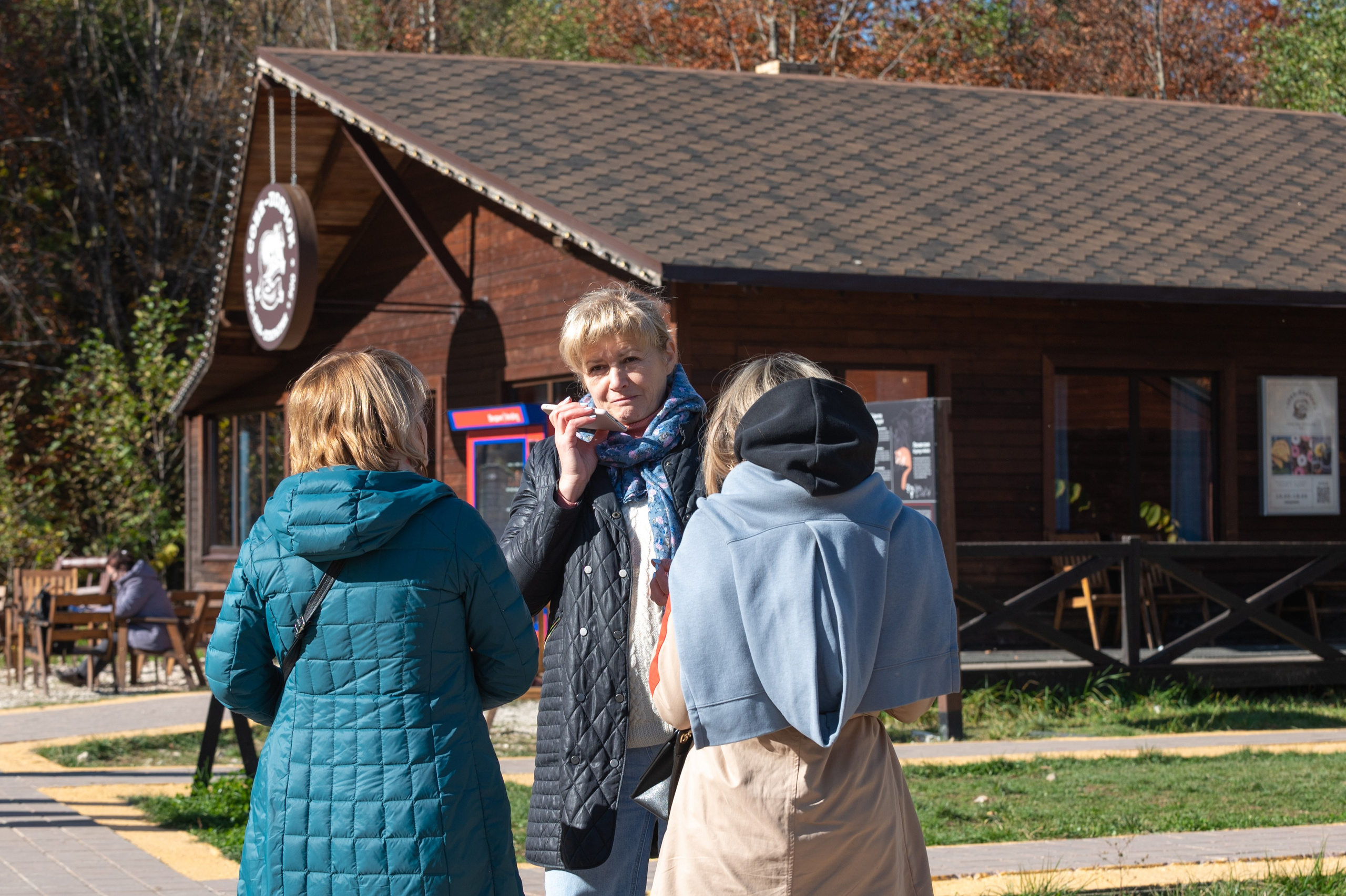 Mice мероприятие — прогулка на водопад Поликаря на курорте Красная Поляна. Репортажный фотограф в Красной Поляне и Сочи Павлюченко Екатерина