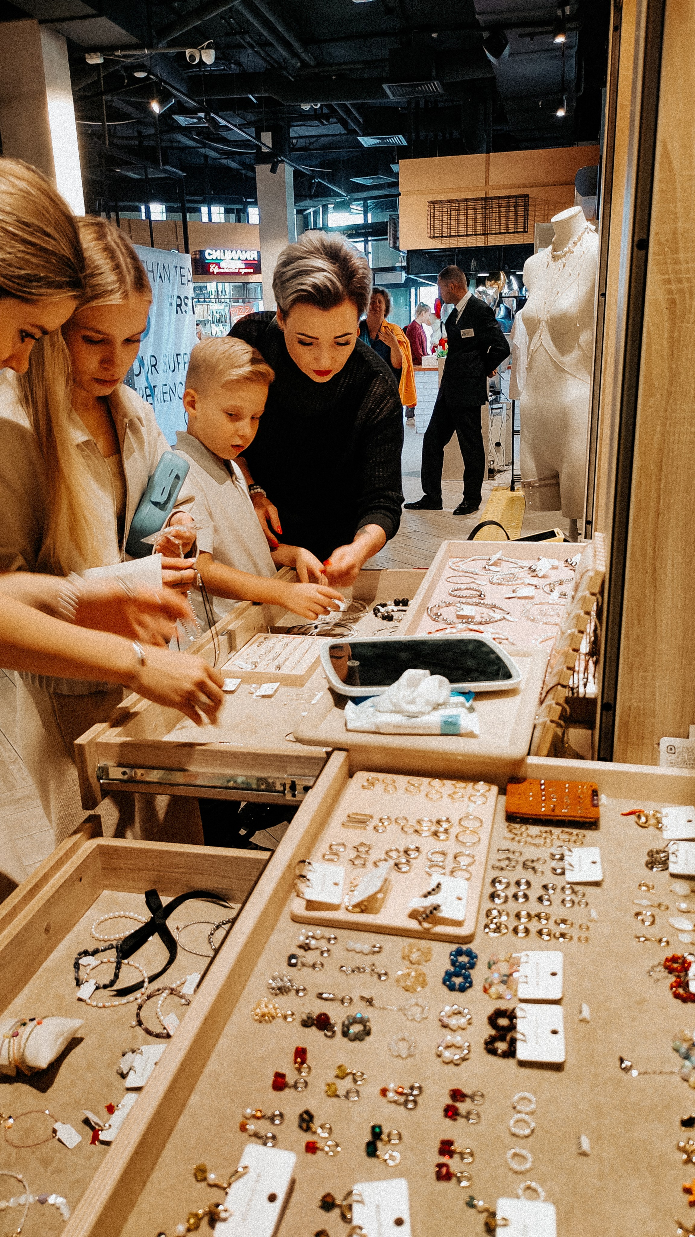 Семейная*Татьяна и сын Андрей* 🏡. Мобильный фотограф|Визуал|Контент Москва Елена Молнар