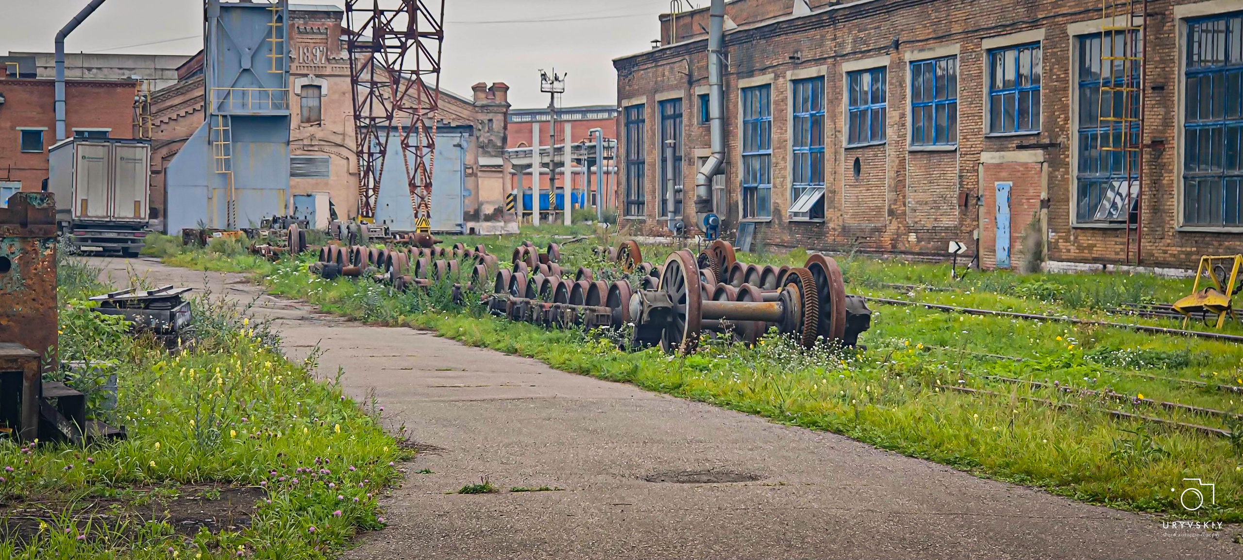 Красноярский электровагоноремонтный завод. Игорь Урывский. Фотограф Красноярск