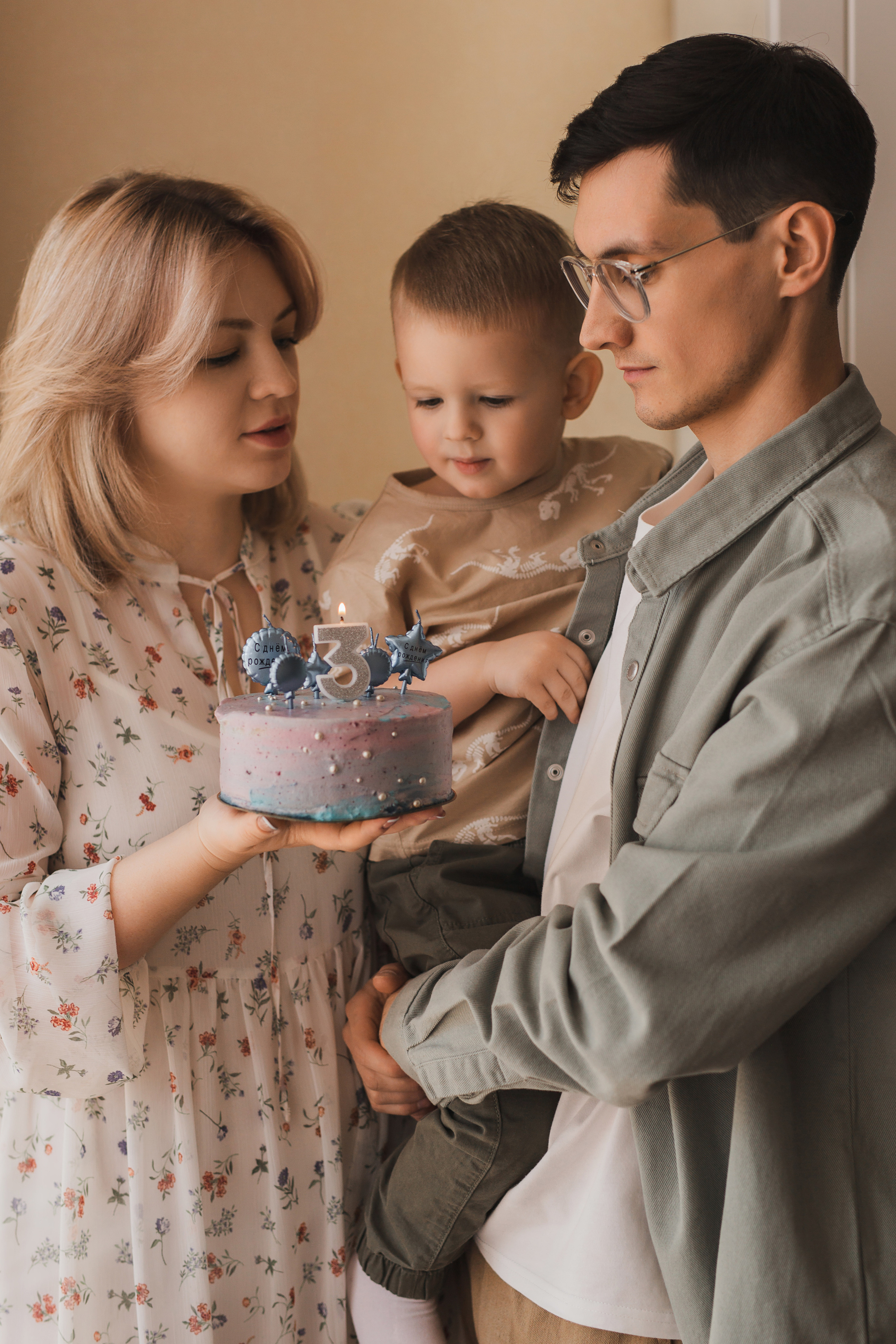 Тимофею 3 года. Домашняя фотосессия. Семейный фотограф в Каневской Епифанова Ольга