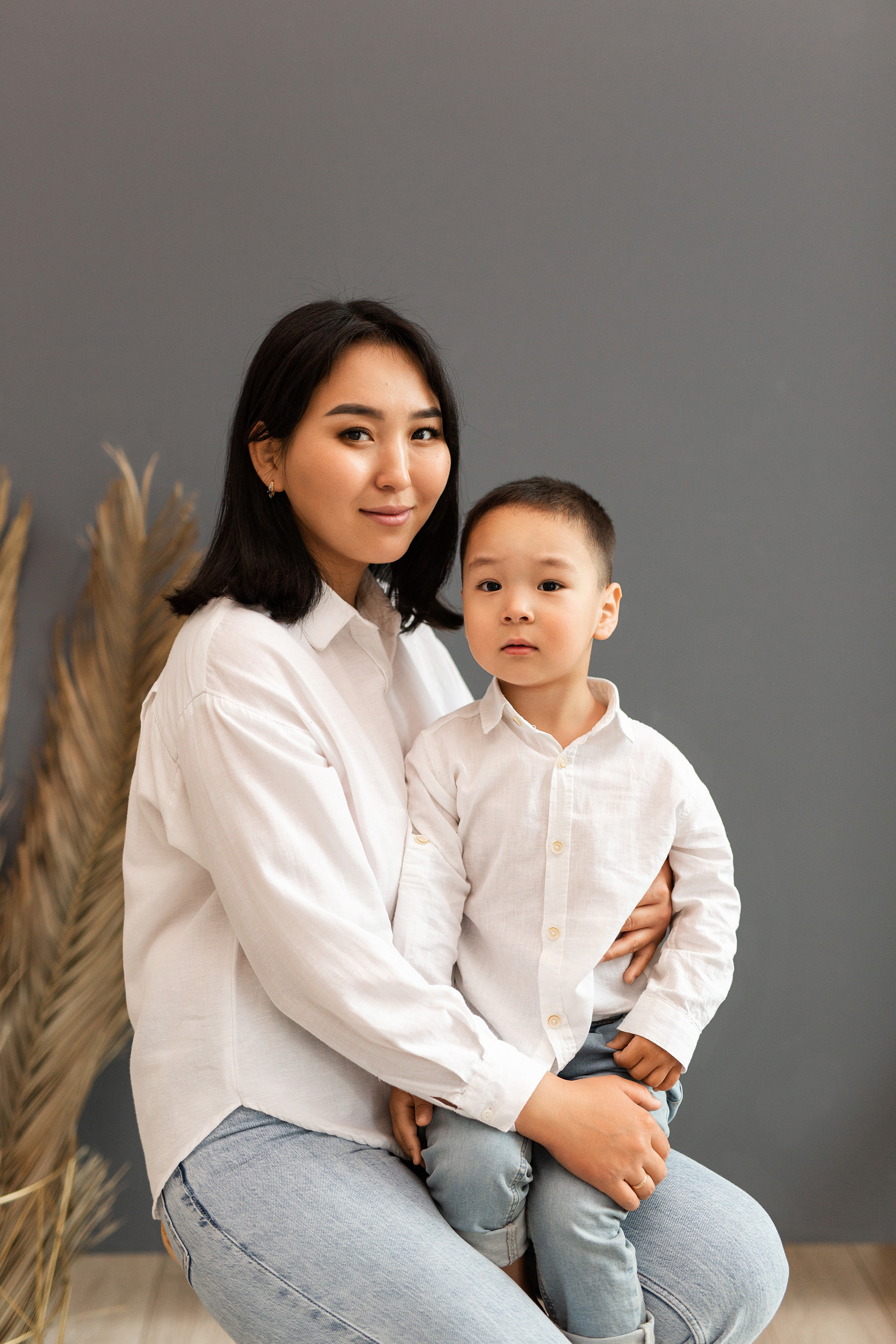 Семейная фотосессия в фотостудии. Семейный фотограф в Каневской Епифанова Ольга