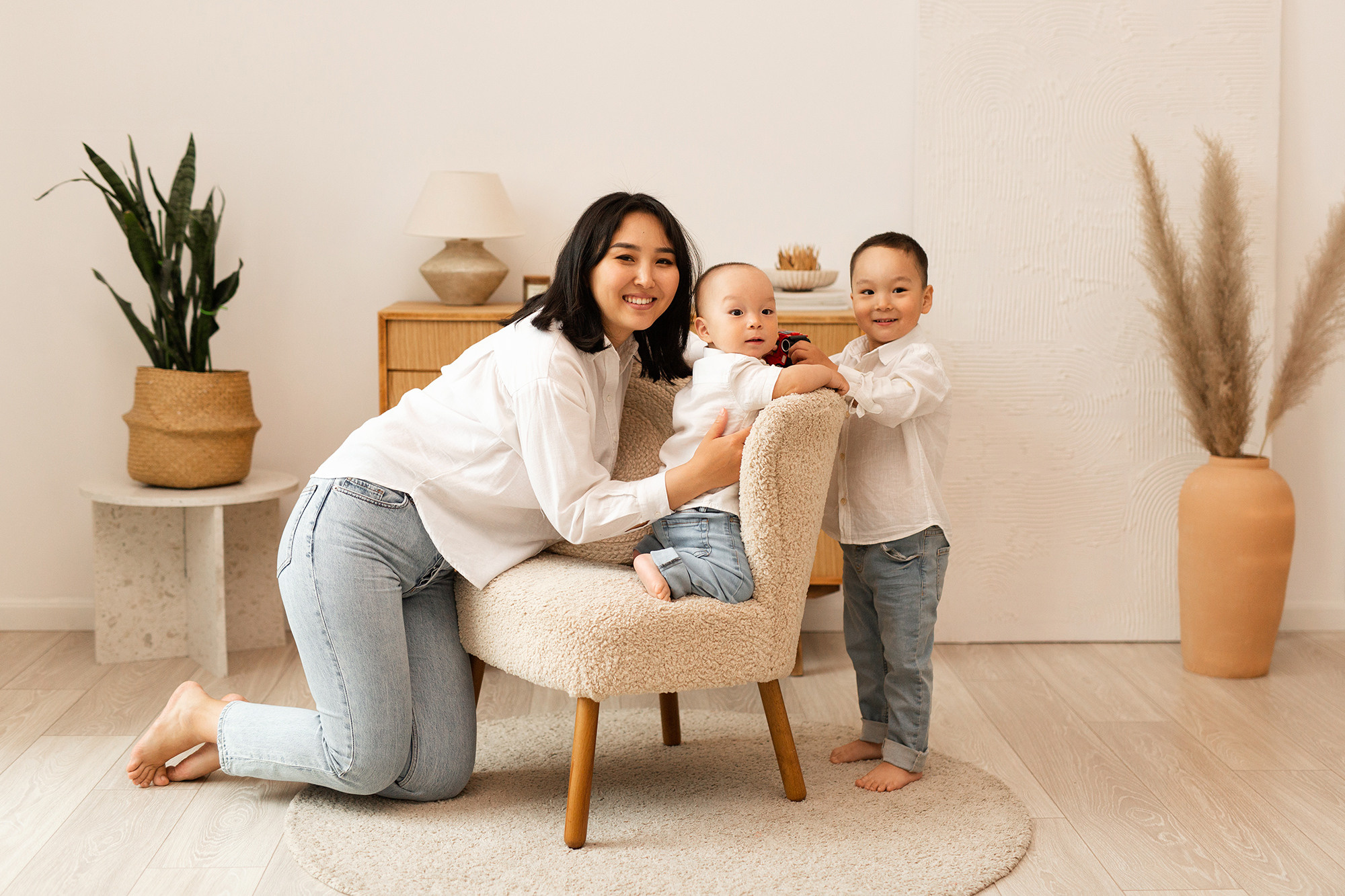 Семейная фотосессия в фотостудии. Семейный фотограф в Каневской Епифанова Ольга