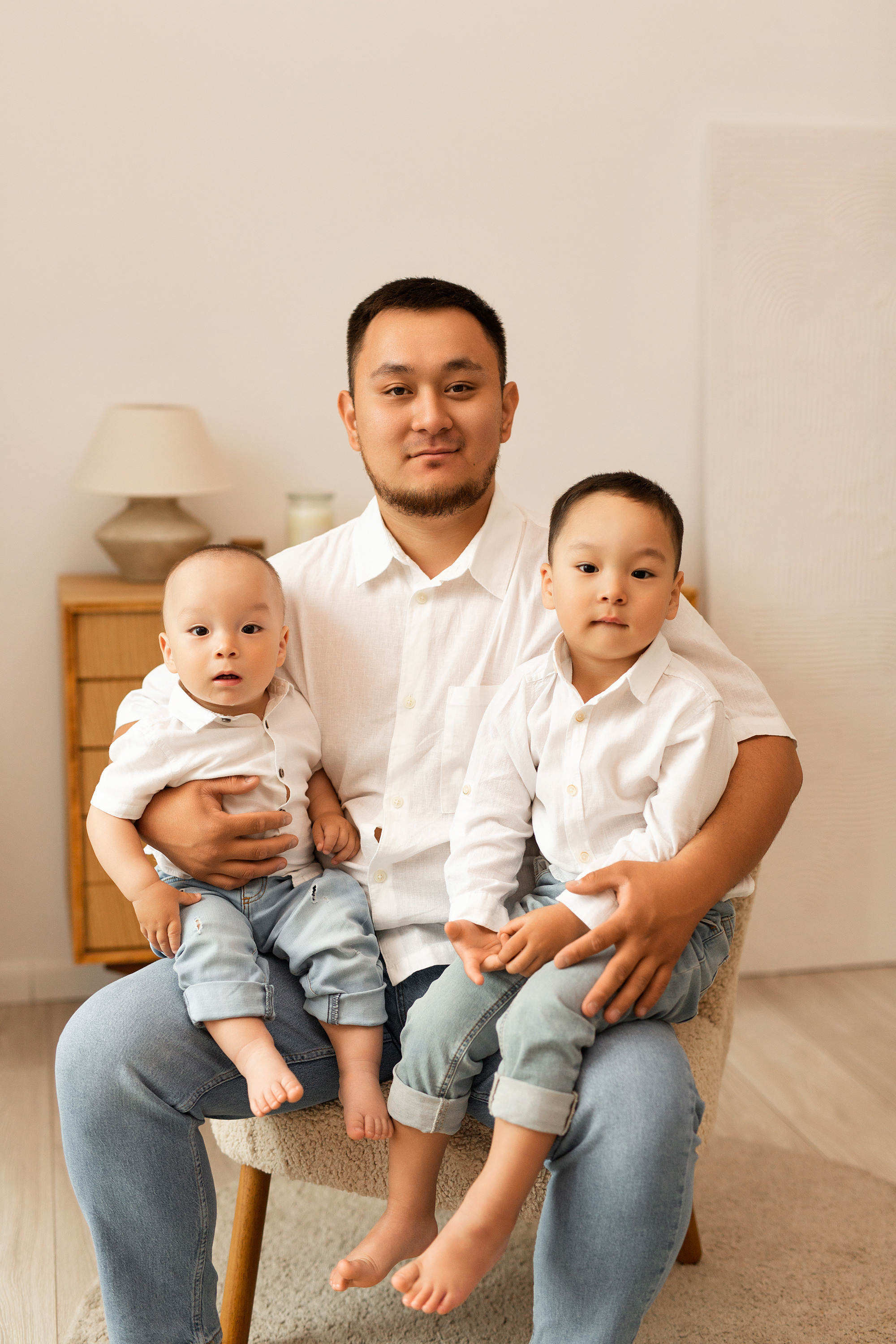 Семейная фотосессия в фотостудии. Семейный фотограф в Каневской Епифанова Ольга