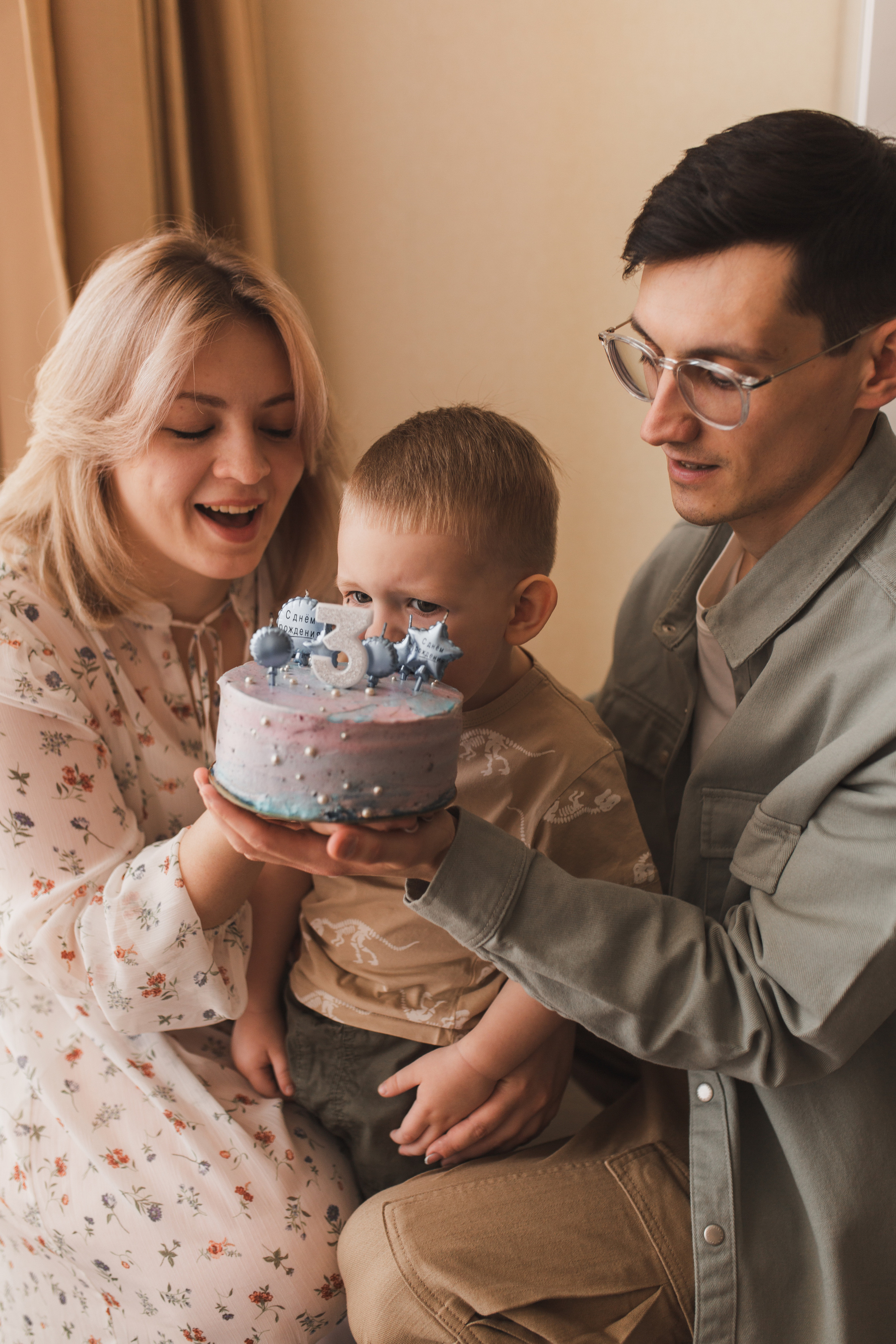 Тимофею 3 года. Домашняя фотосессия. Семейный фотограф в Каневской Епифанова Ольга