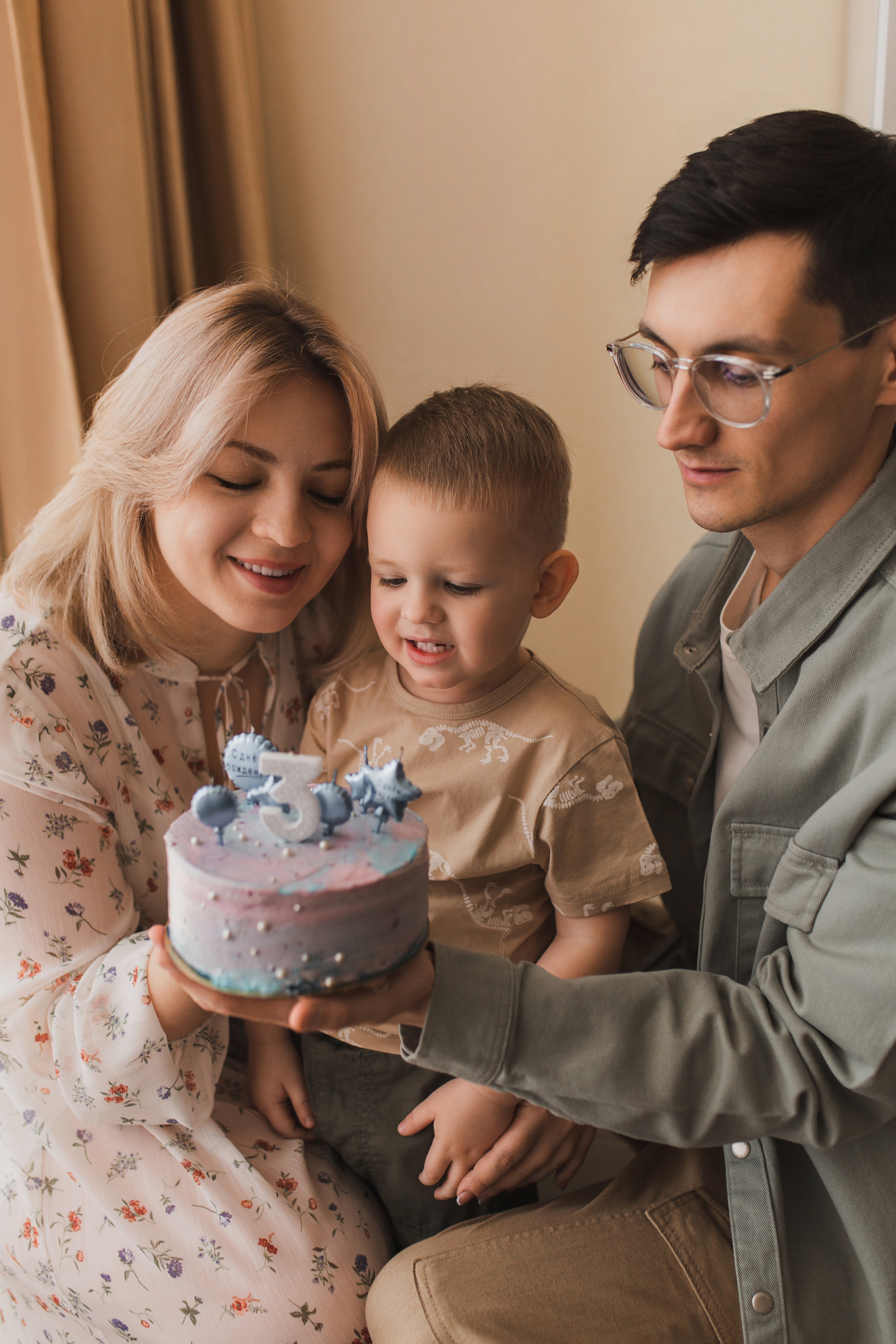 Тимофею 3 года. Домашняя фотосессия. Семейный фотограф в Каневской Епифанова Ольга