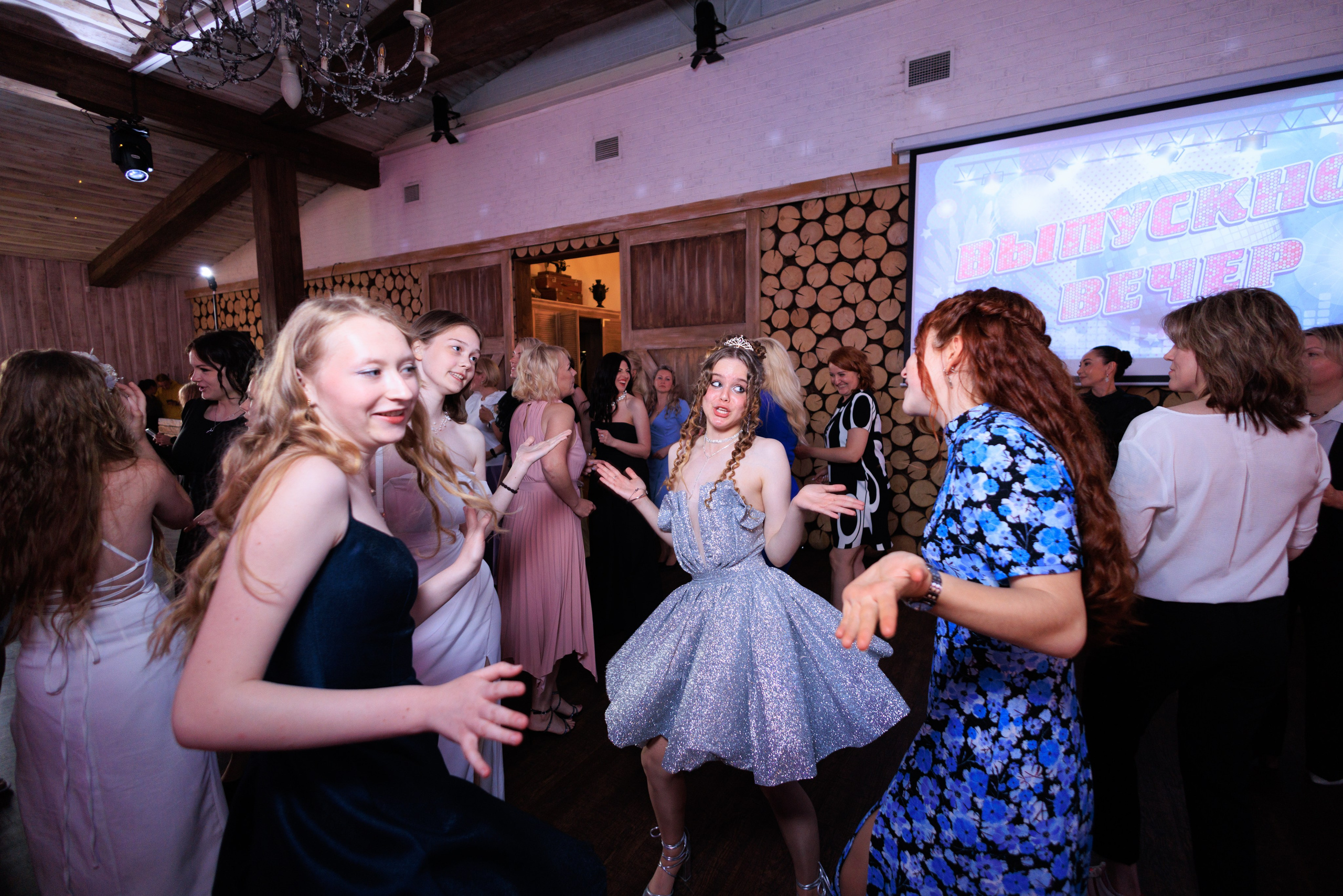 Первая шк. г. Шлиссельбург. Фотограф Александр Заломаев